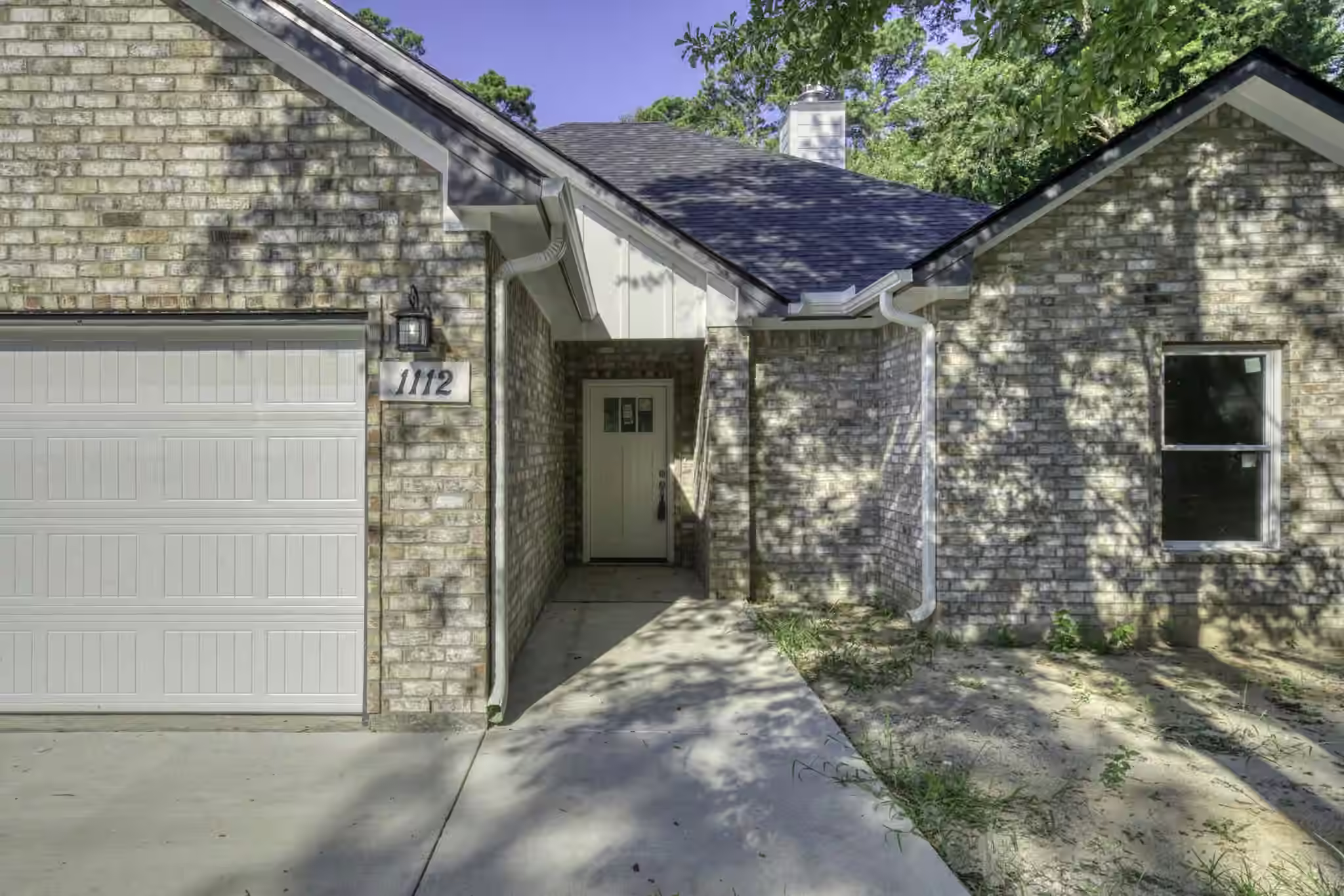 Photo 4 of 1112 Holly Springs, Huntsville, TX