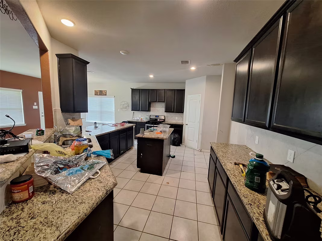 Photo 6 of 211 Sea Breeze Drive, Bacliff, TX