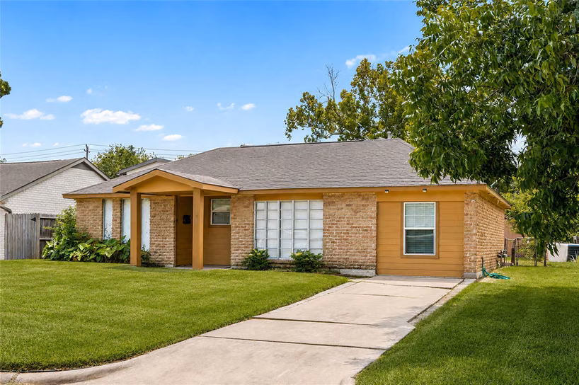 Photo 2 of 1134 Canterdale Street, Houston, TX