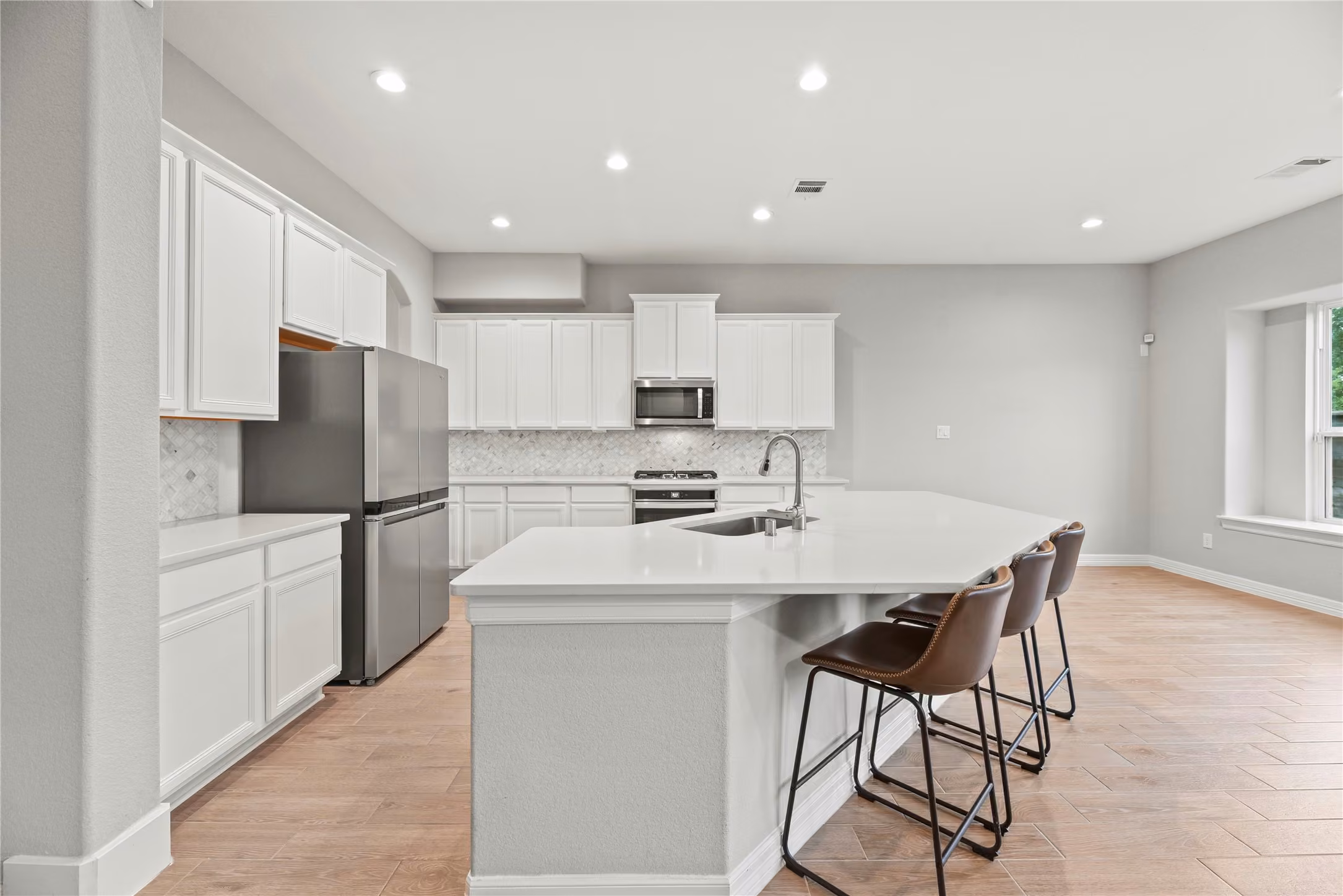 Photo 6 of 2411 Jitterbug Lane, Katy, TX