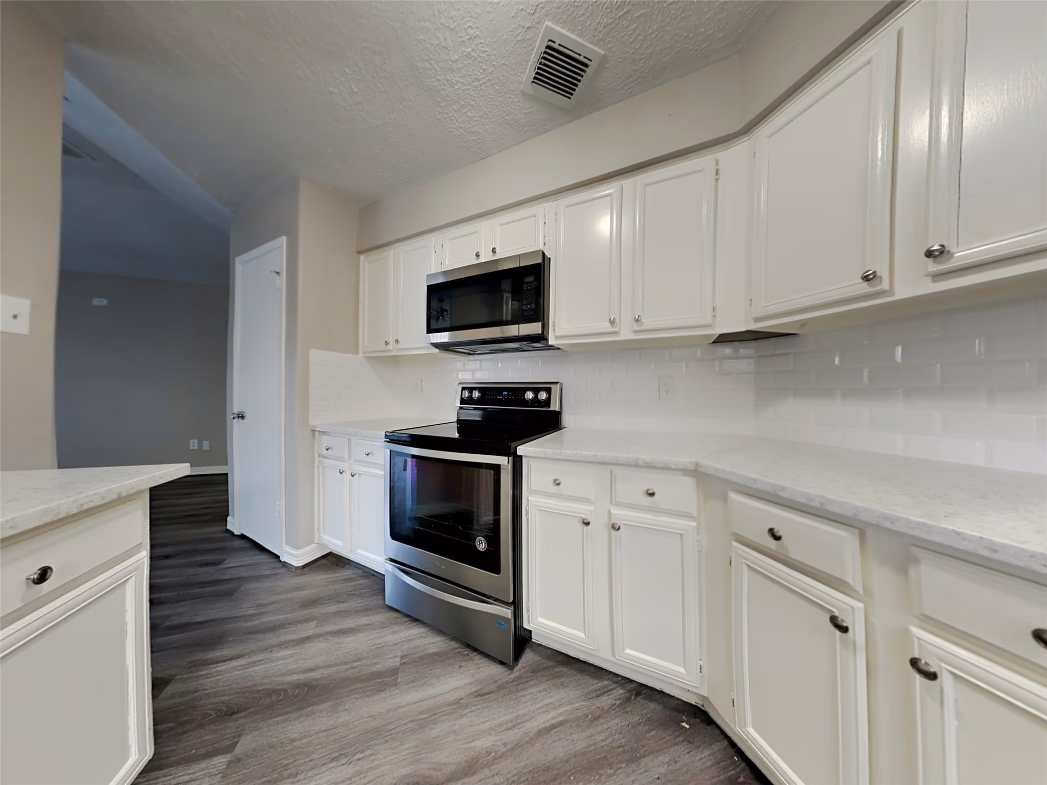 Photo 2 of 15227 Dunstable Lane, Channelview, TX