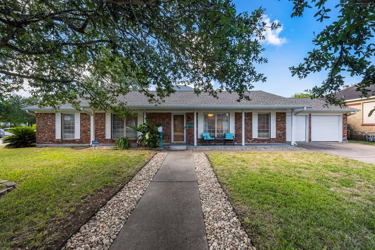 Photo of 3528 Avenue L, Galveston, TX 77550