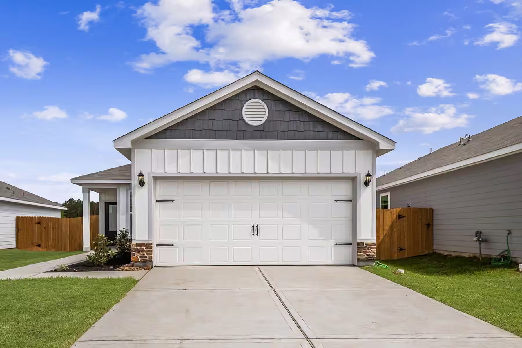 Photo of 16462 Honeysuckle Hill Drive, Conroe, TX 77303