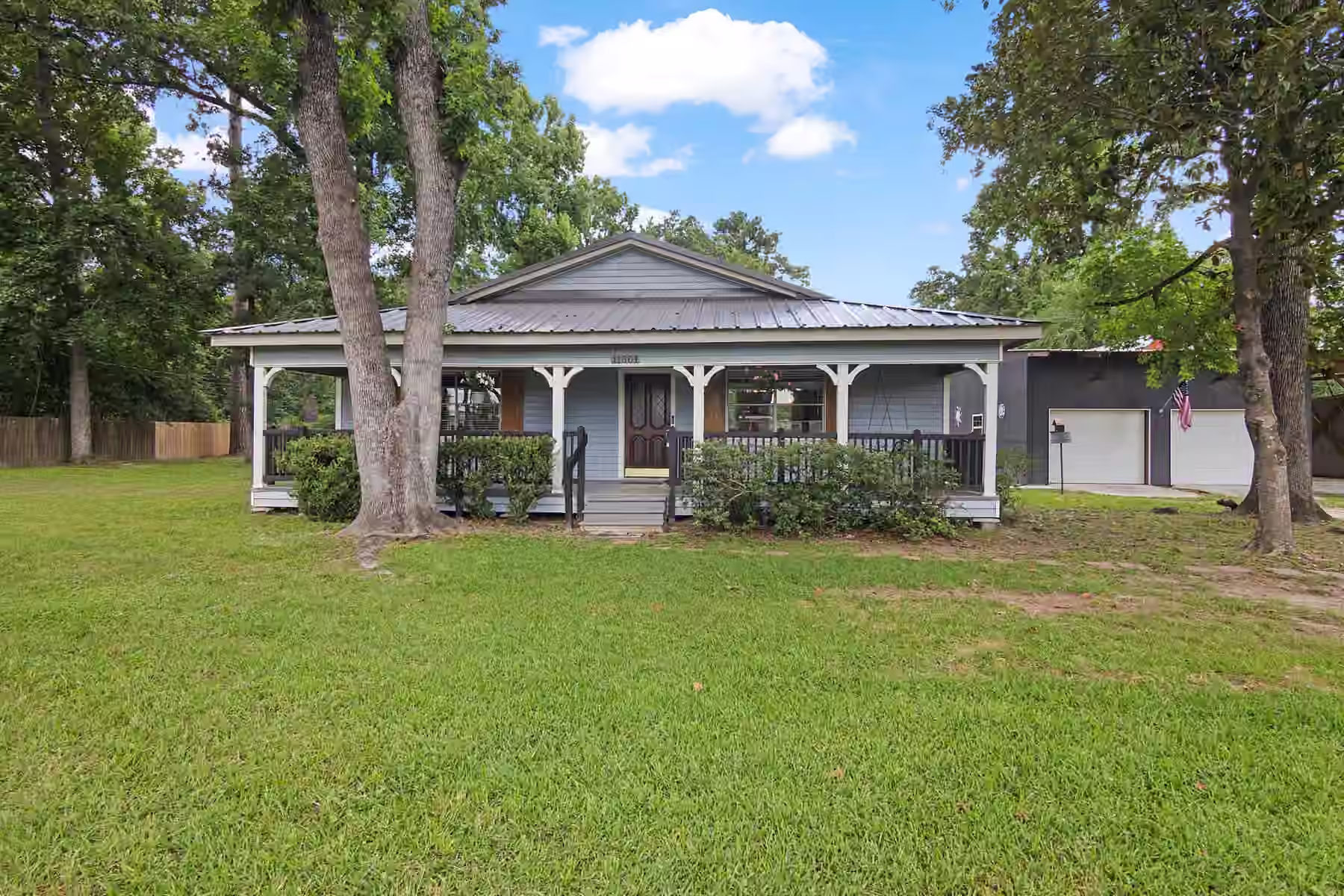 Photo 3 of 11501 Friendship Lane, Conroe, TX