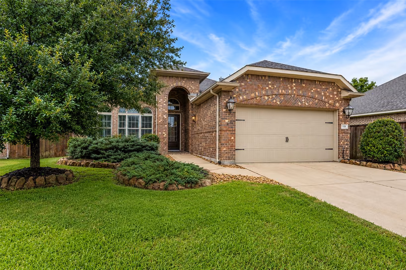 Photo 3 of 118 Gray Vervain Court, Montgomery, TX