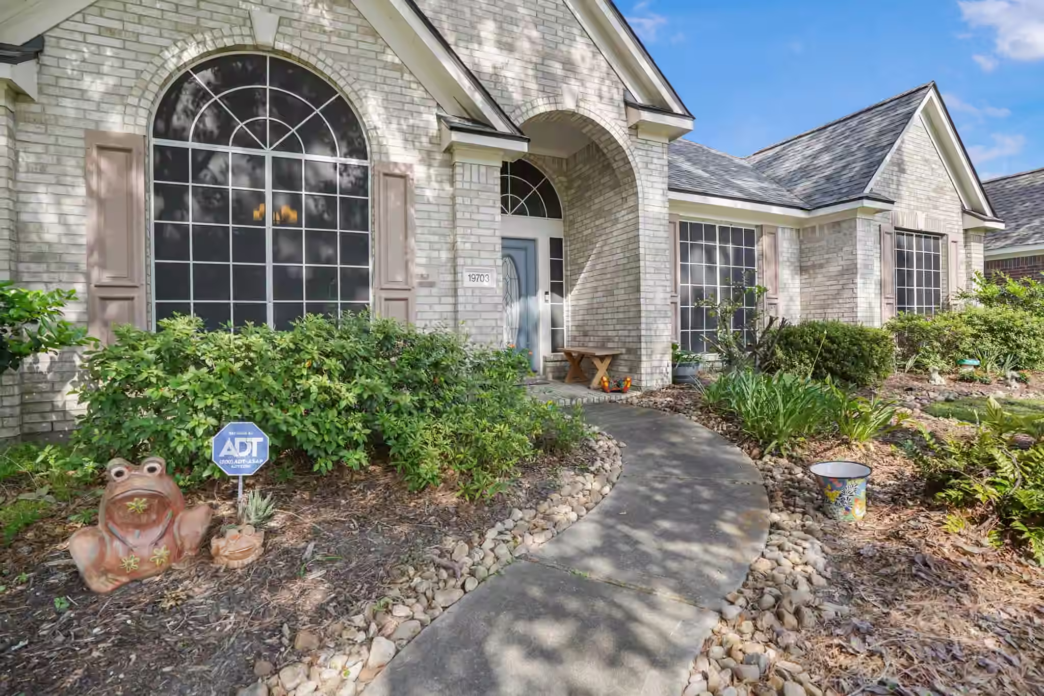 Photo 2 of 19703 Clear Glen Drive, Humble, TX