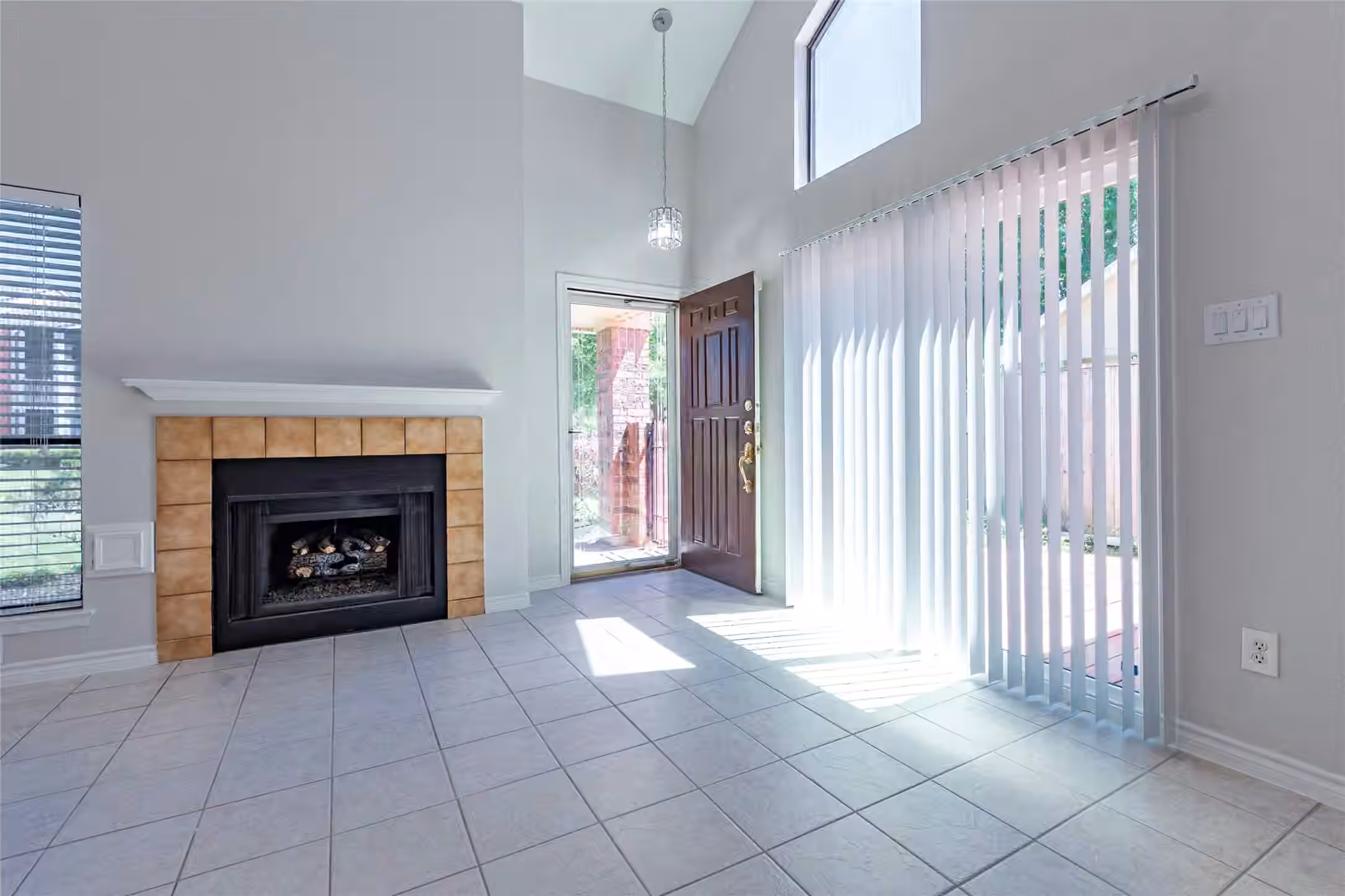 Photo 4 of 1436 Gemini Street, Houston, TX