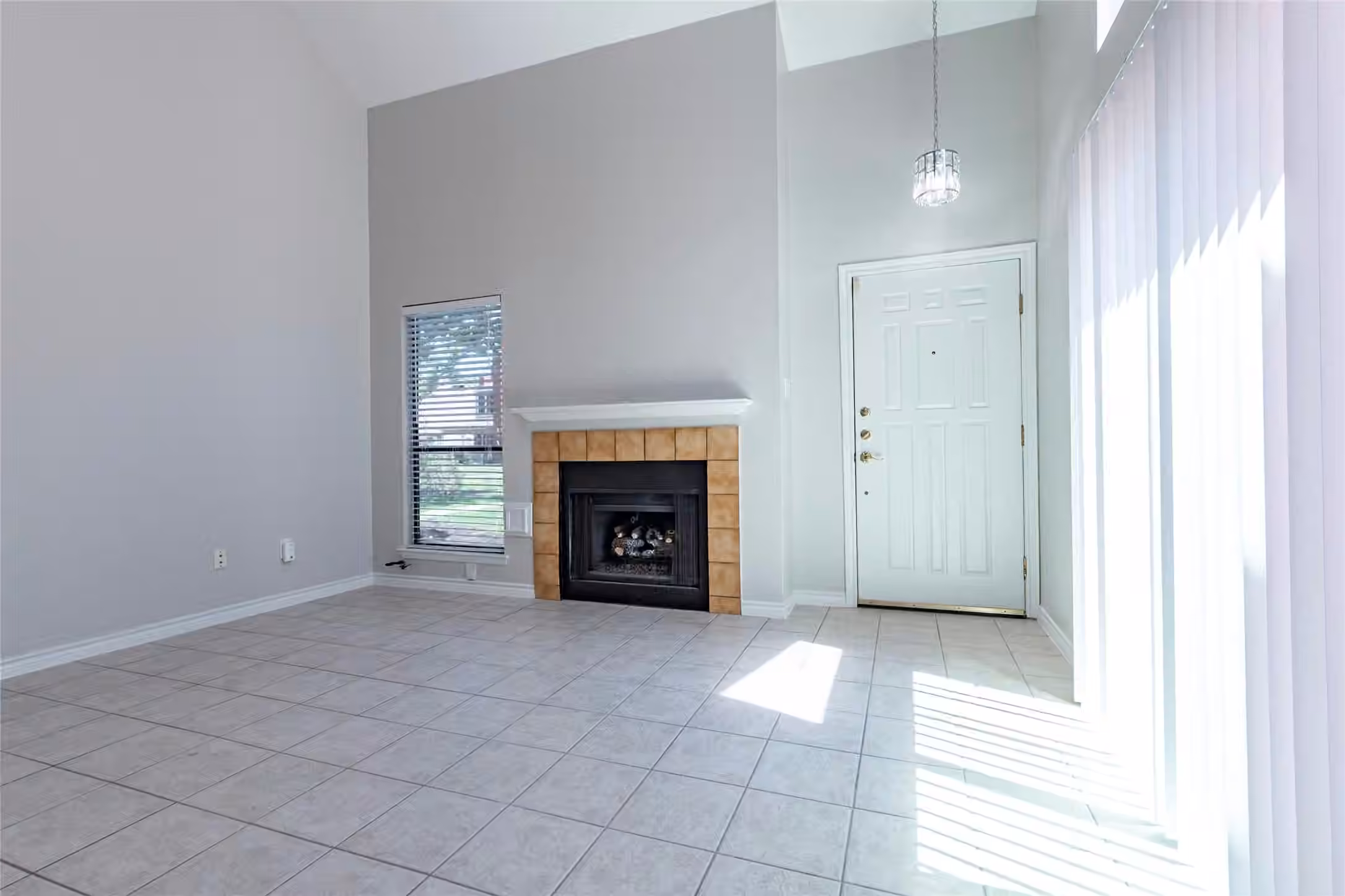 Photo 5 of 1436 Gemini Street, Houston, TX