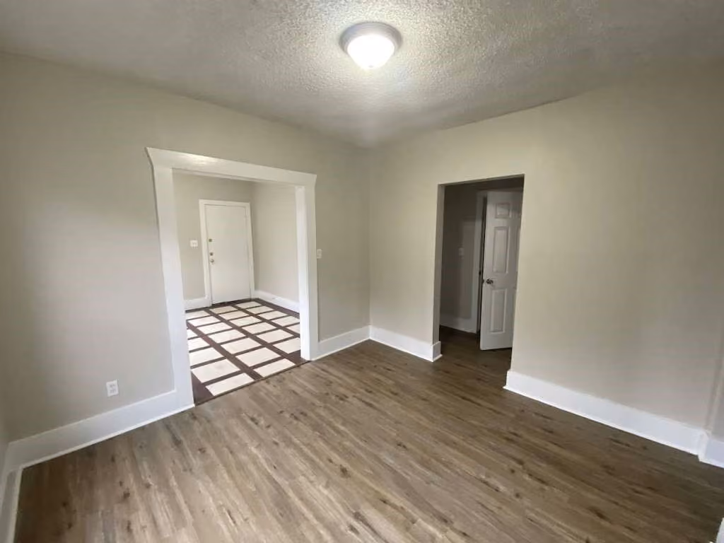 Photo 6 of 8213 E Erath Street, Houston, TX