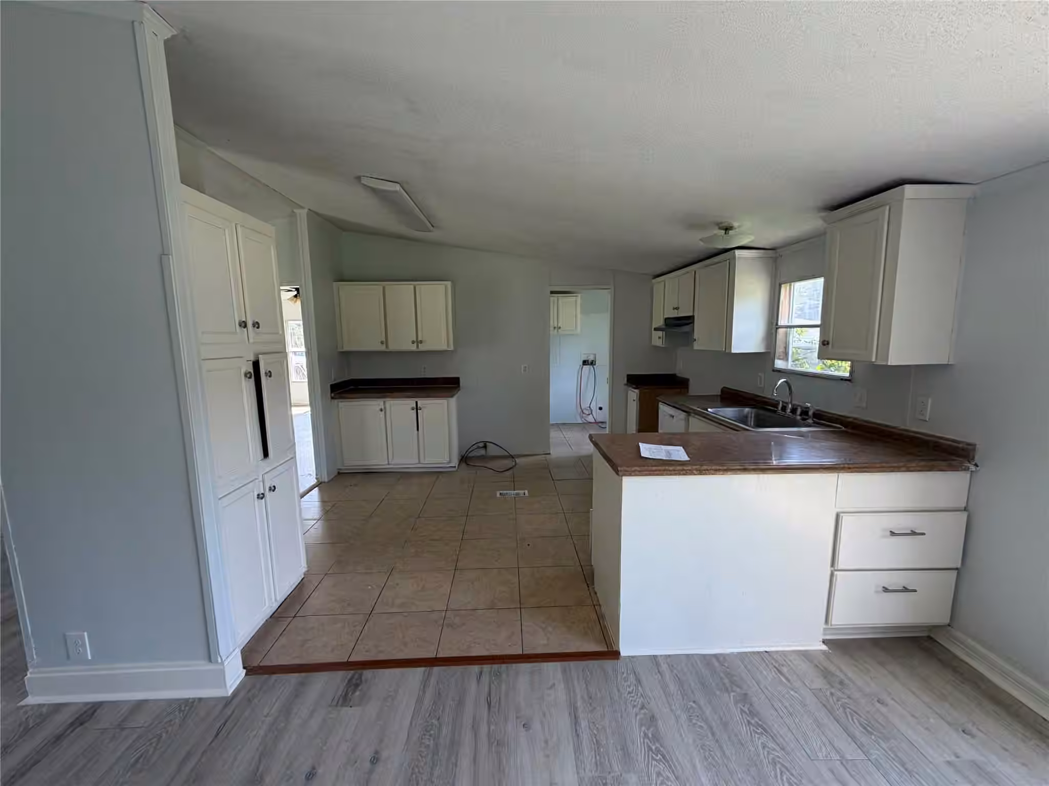 Photo 6 of 16400 Hill Country Drive, Conroe, TX