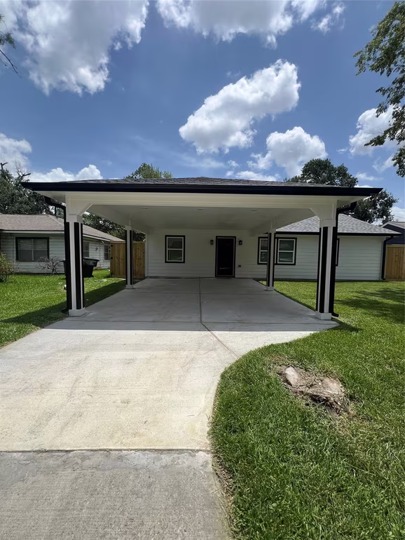 Photo 2 of 7613 Lady Street, Houston, TX