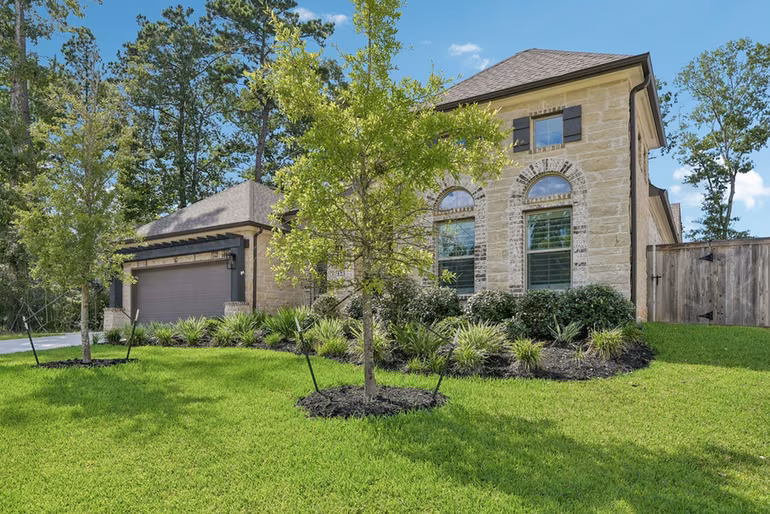 Photo 6 of 123 Trailhead Ridge Court, Conroe, TX