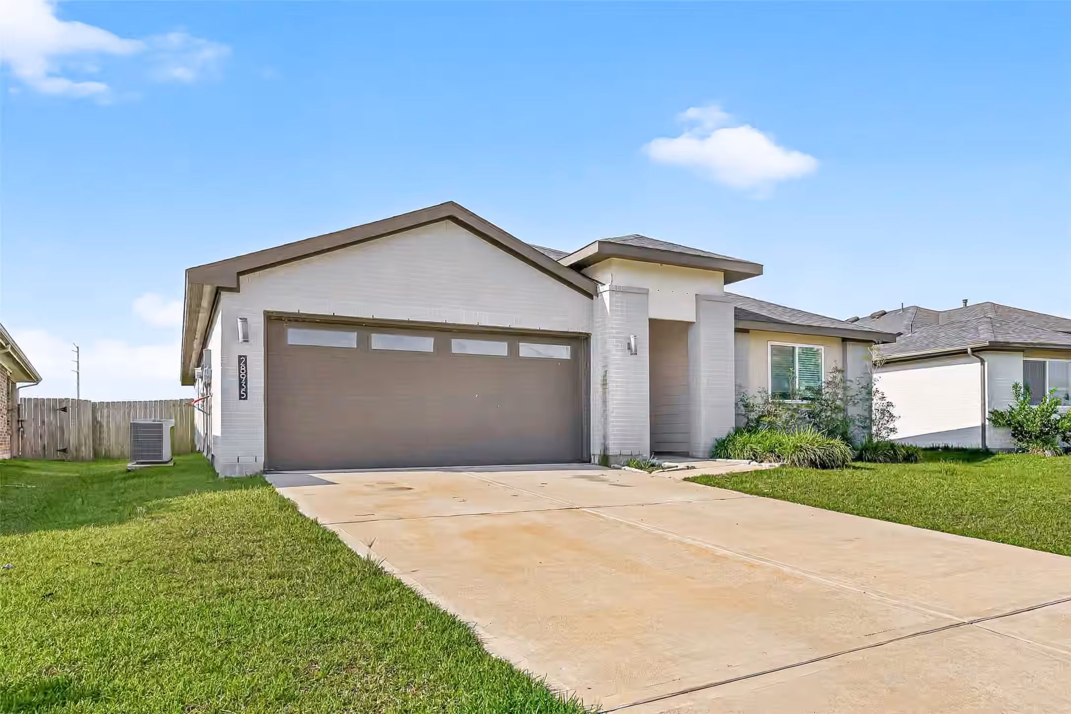 Photo 3 of 28935 Yulee Mill Drive, Katy, TX