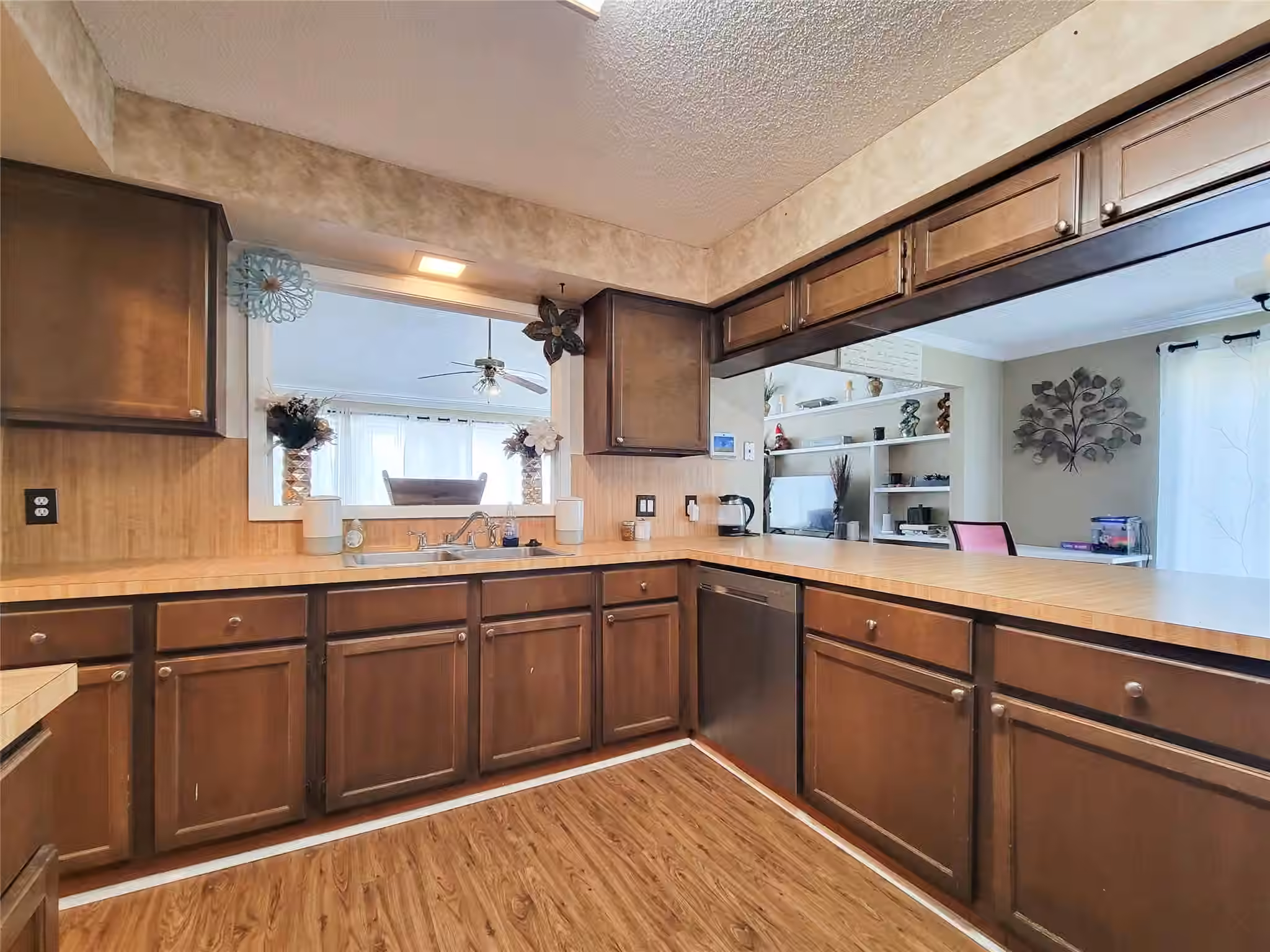 Photo 6 of 5414 Sweetwind Lane, Spring, TX