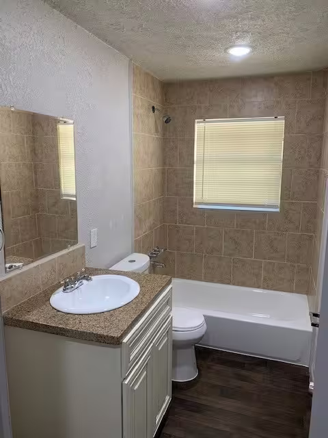 Photo 7 of 3107 Friar Point Road, Houston, TX