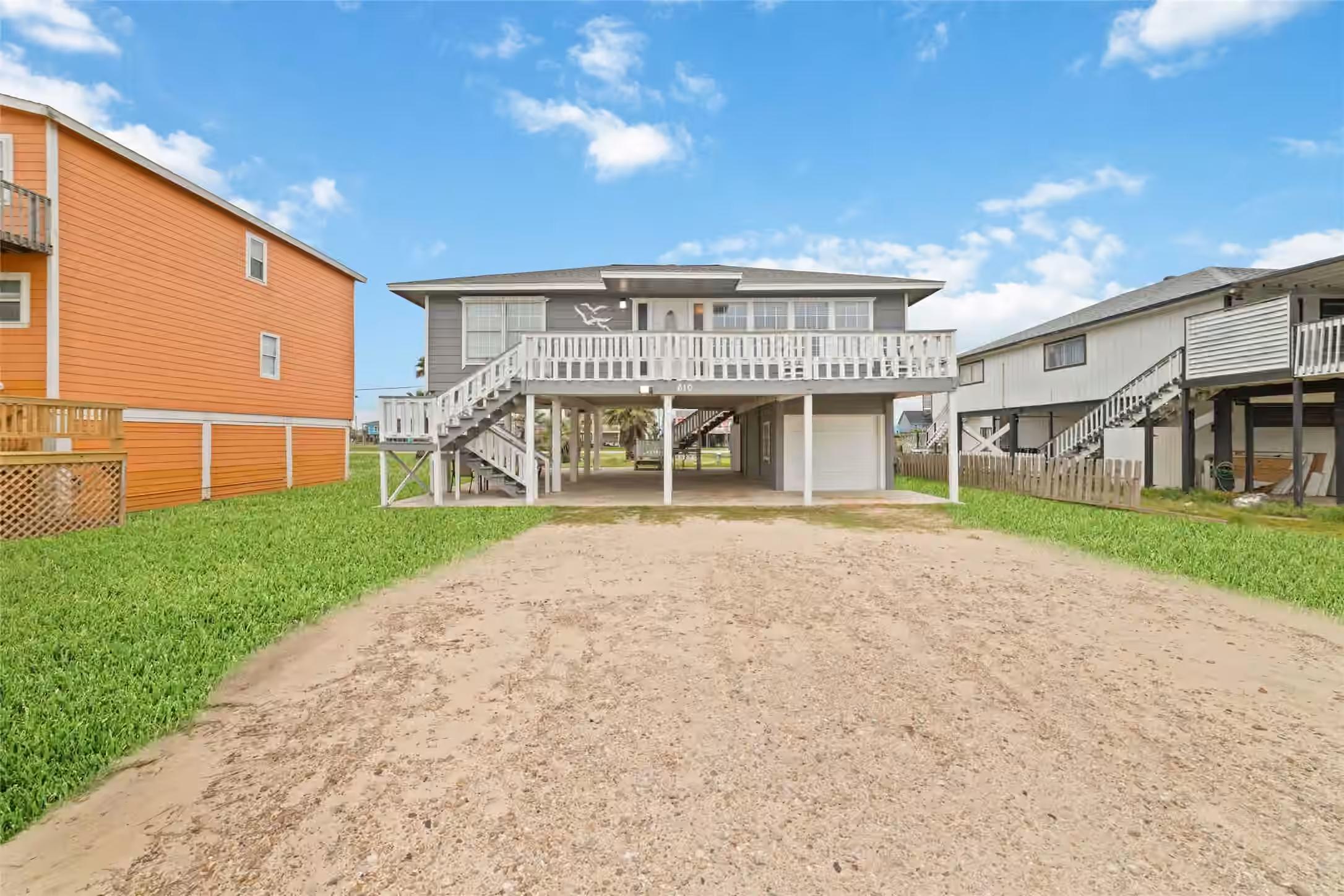 Photo 4 of 610 Seashell Drive, Freeport, TX
