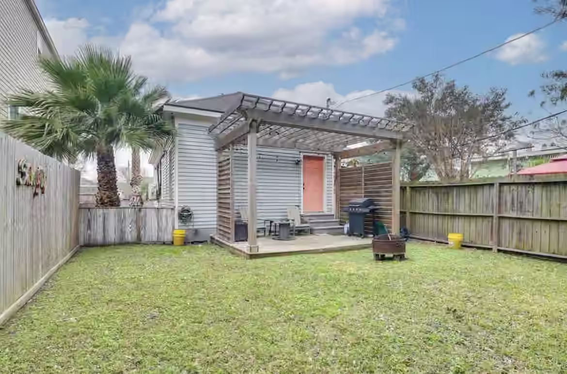 Photo 7 of 4107 Avenue M 1/2, Galveston, TX