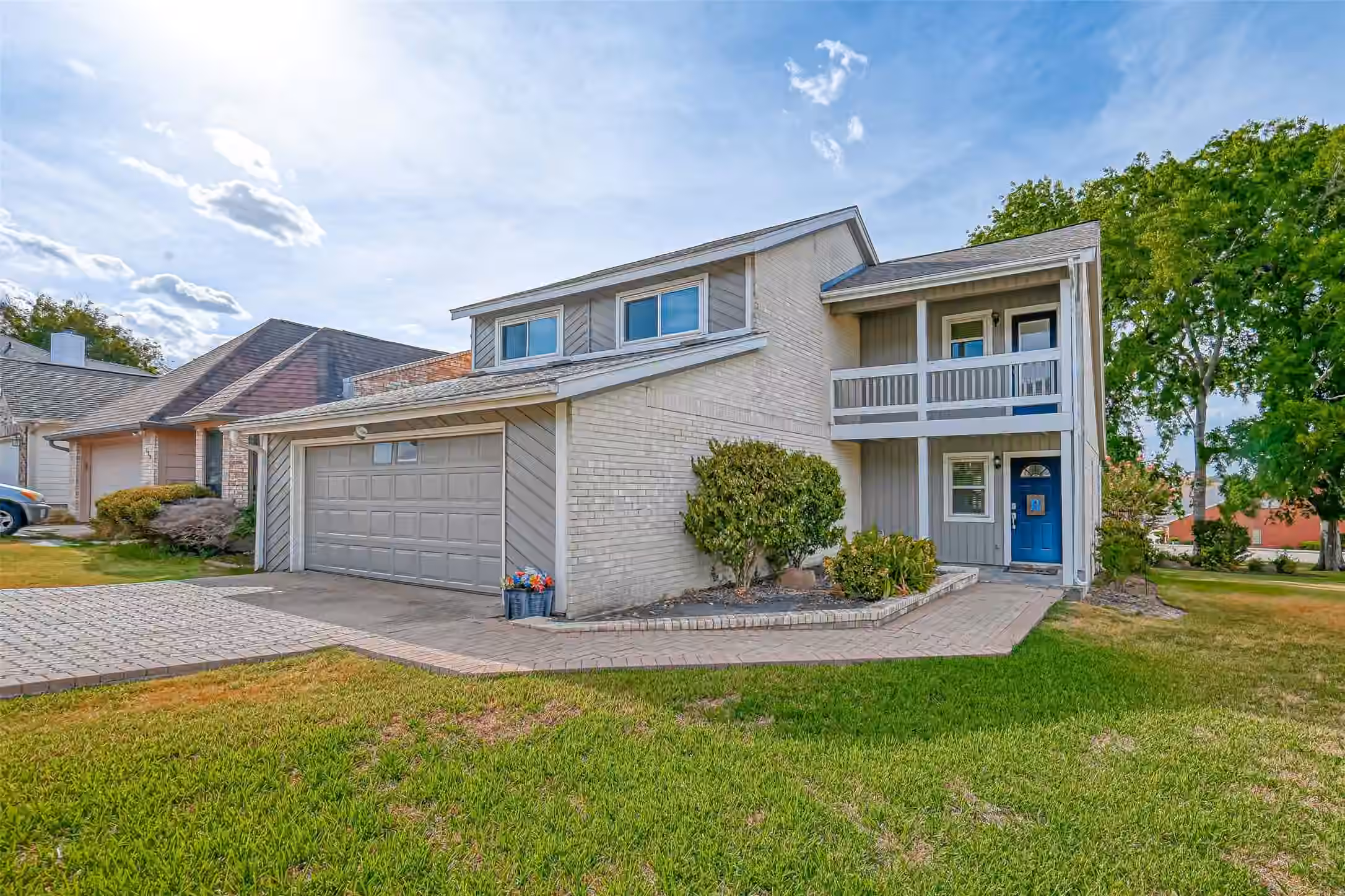 Photo of 131 Cove Circle, Conroe, TX 77356