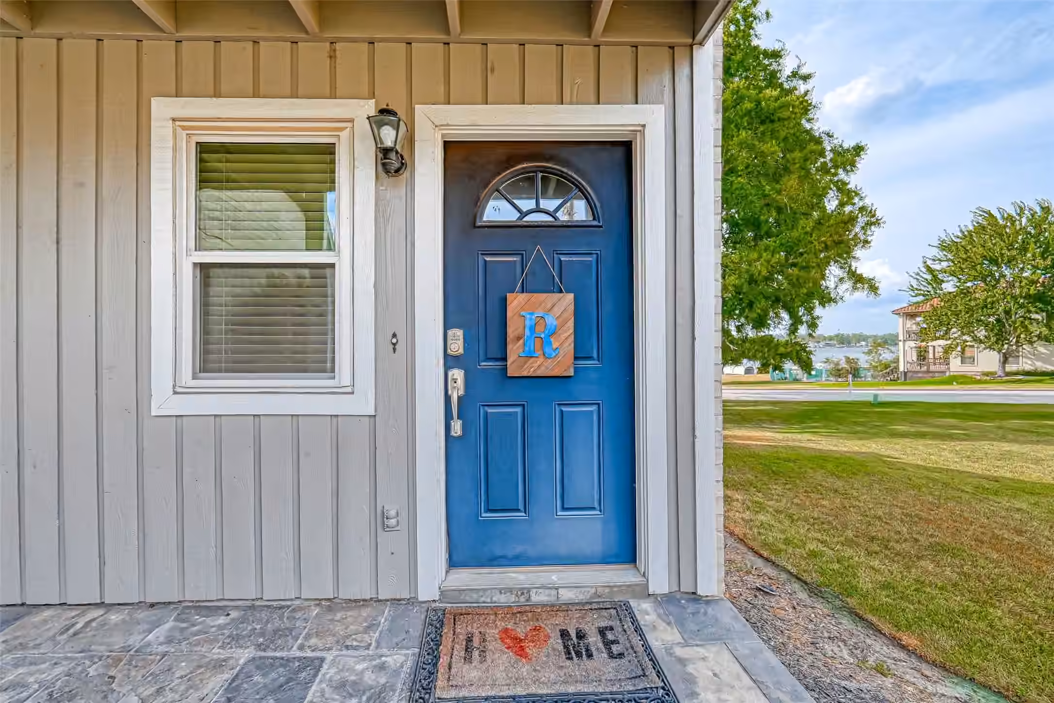 Photo 2 of 131 Cove Circle, Conroe, TX