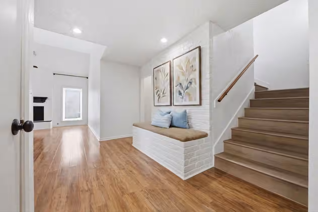 Photo 2 of 518 Rozelle Avenue, Sugar Land, TX