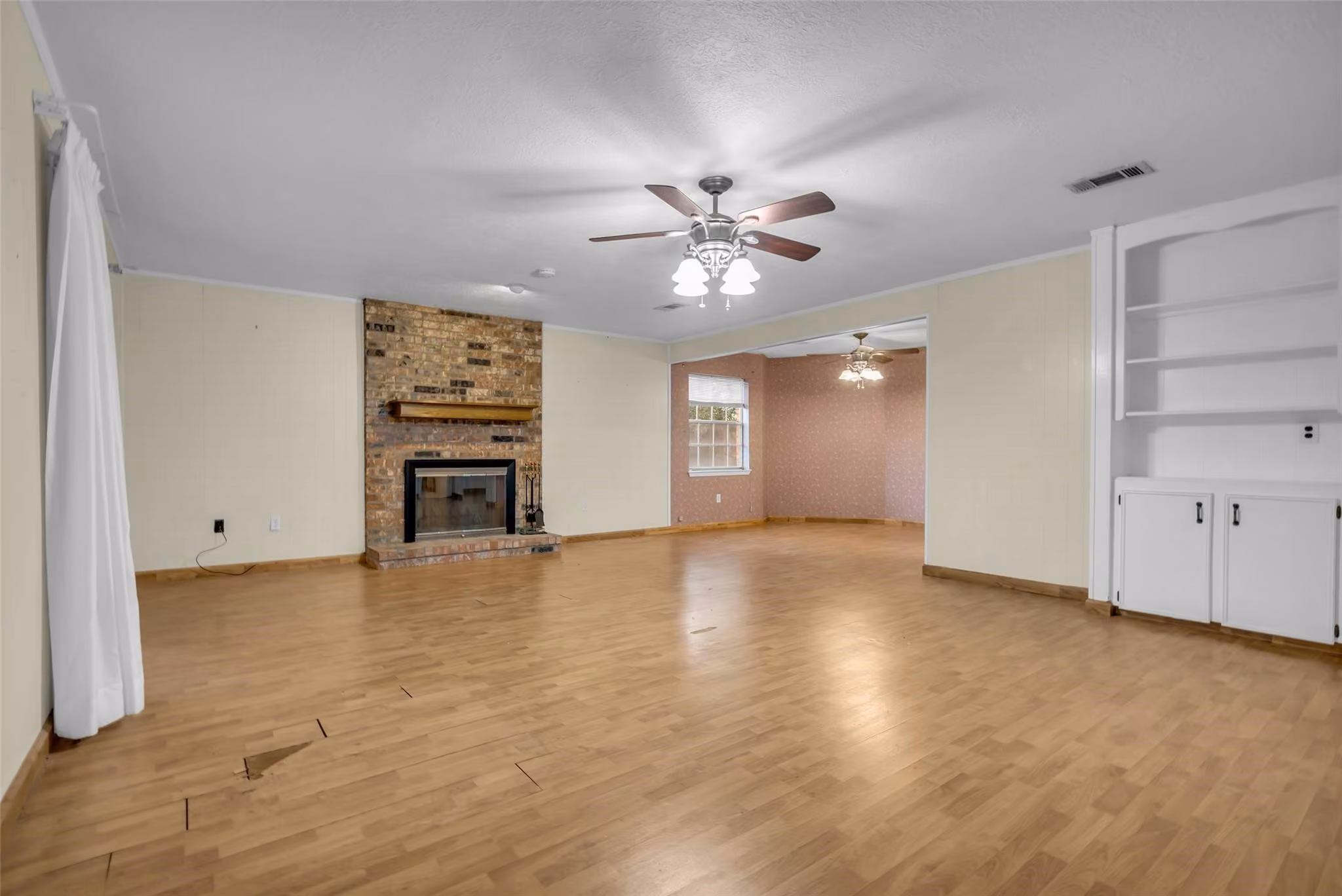 Photo 6 of 10002 Pinehurst Street, Baytown, TX