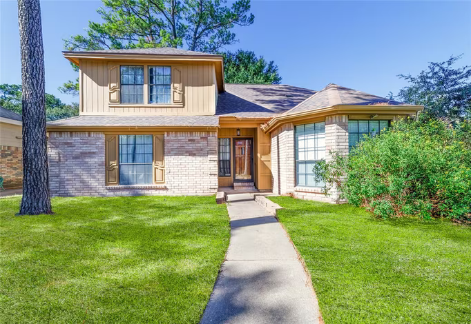 Photo of 15627 Lago Villa Drive, Tomball, TX