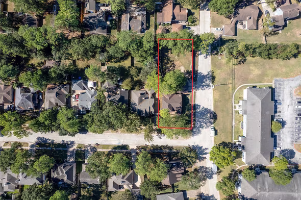 Photo 6 of 15627 Lago Villa Drive, Tomball, TX