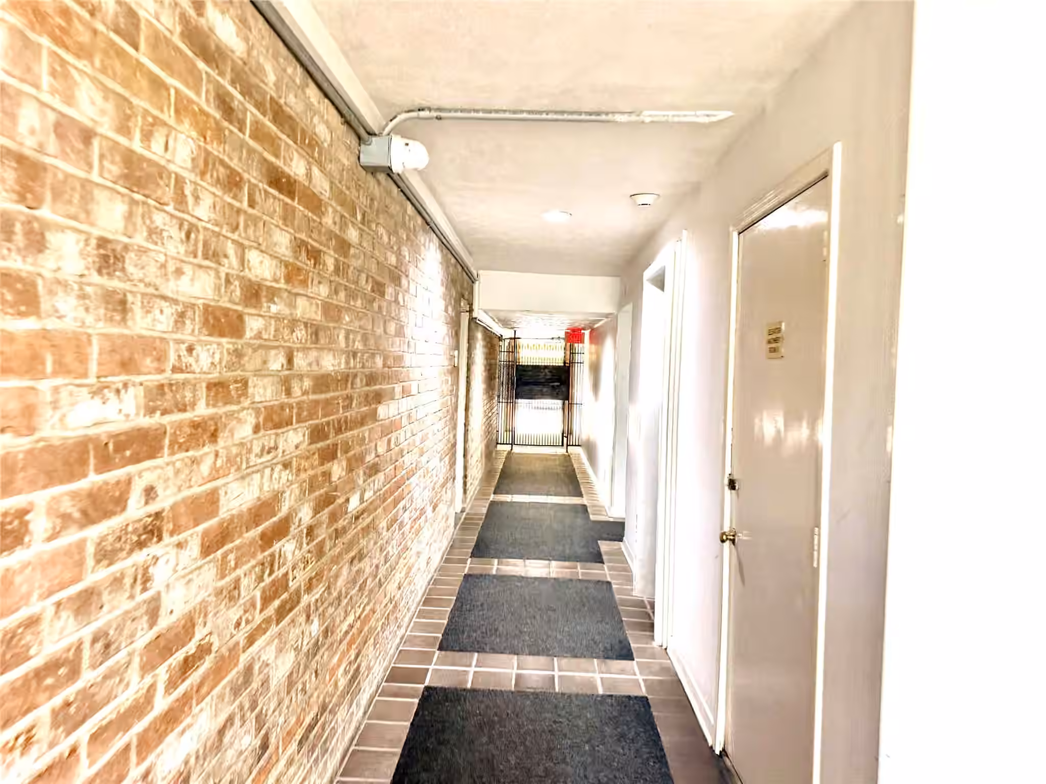 Photo 6 of 359 N Post Oak Lane 118, Houston, TX