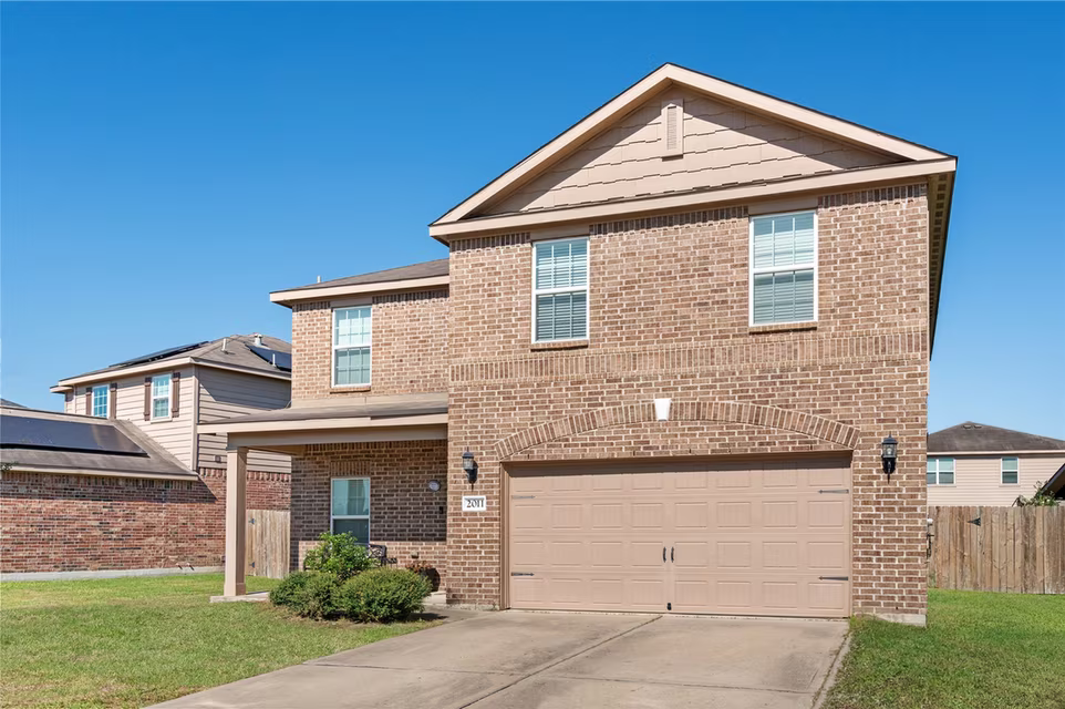 Photo 7 of 2011 Beach Bluff Road, Rosenberg, TX