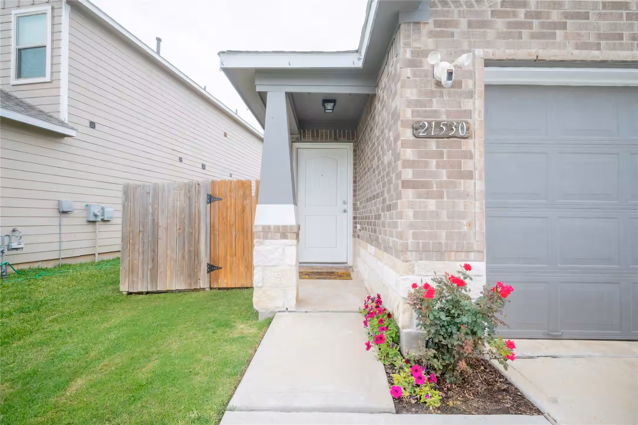 Photo 4 of 21530 Cypress Juniper Drive, Cypress, TX