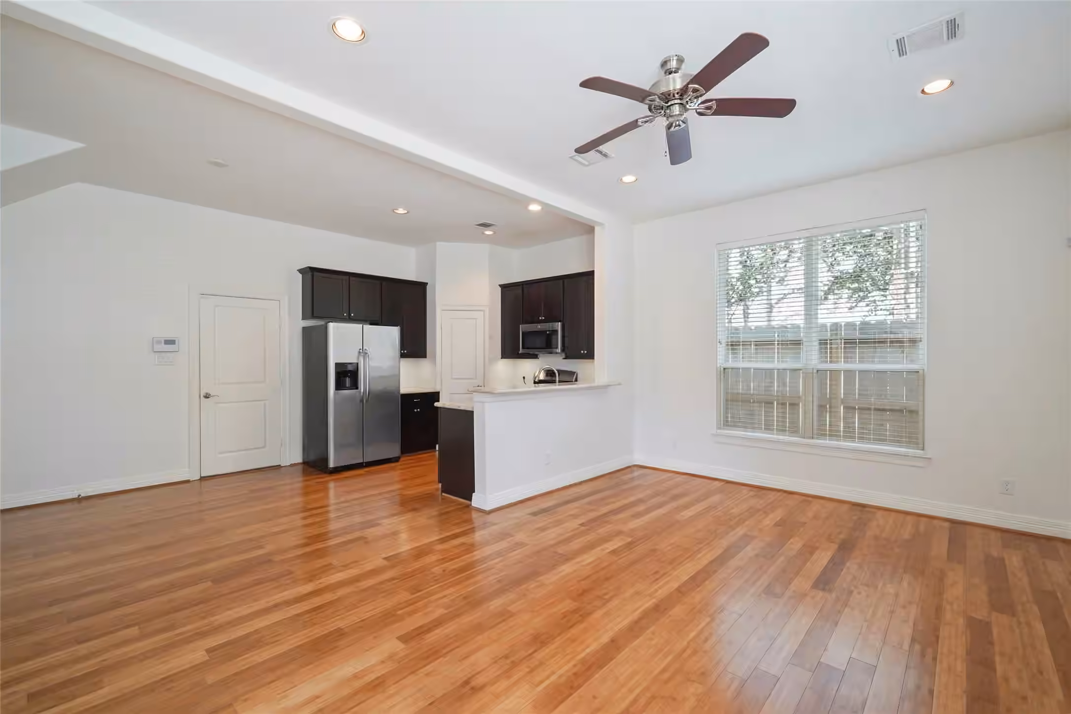 Photo 4 of 724 Link Road, Houston, TX