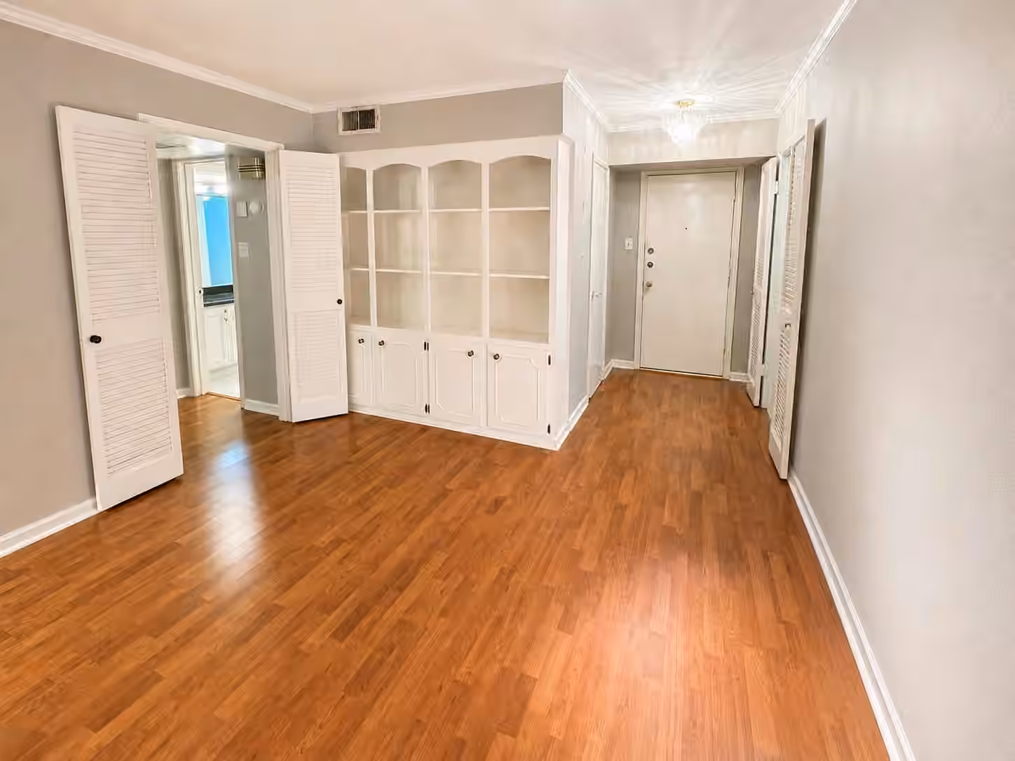 Photo 2 of 361 N Post Oak Lane 343, Houston, TX