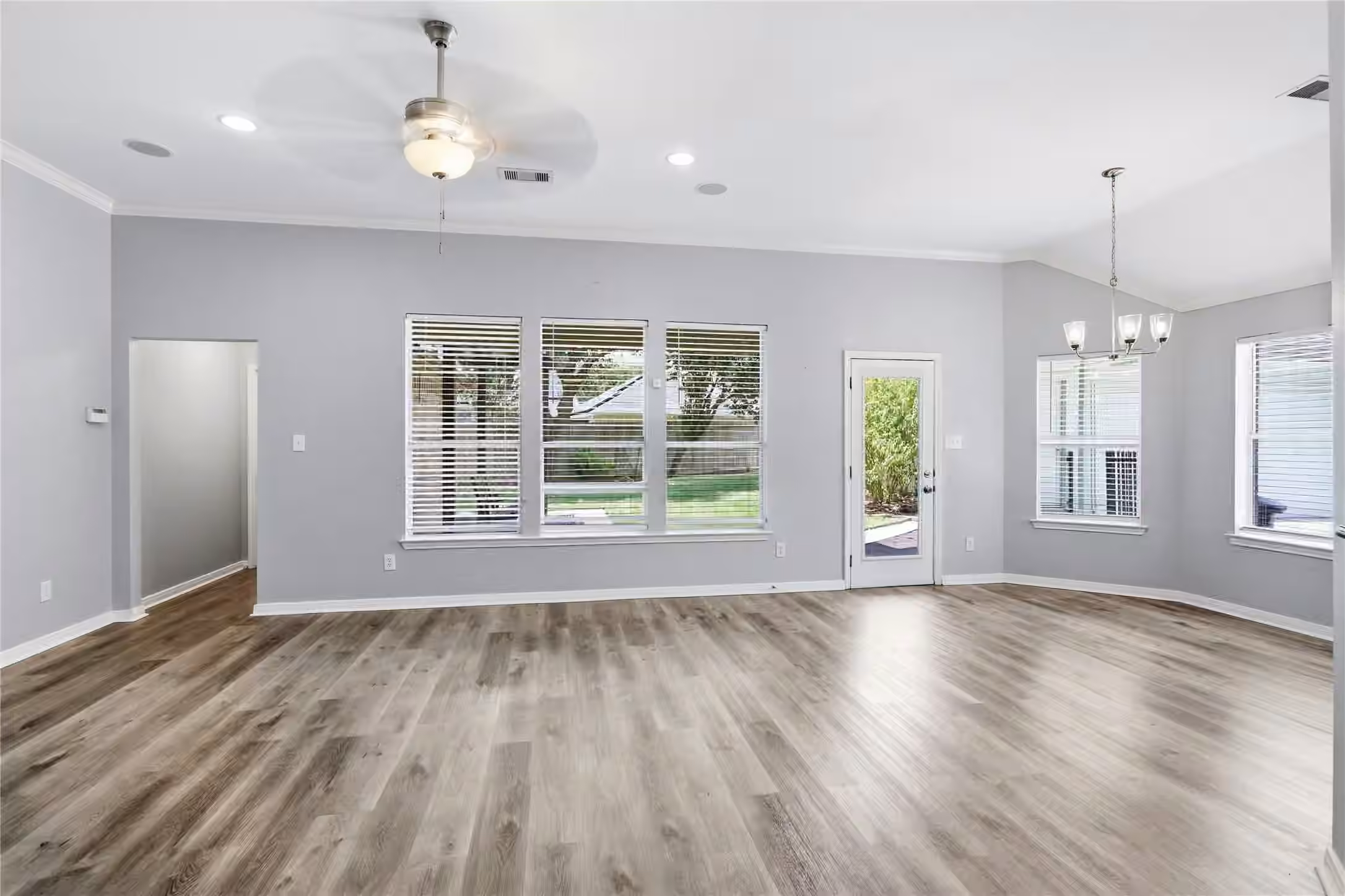 Photo 4 of 4503 Butler Springs Lane, Katy, TX