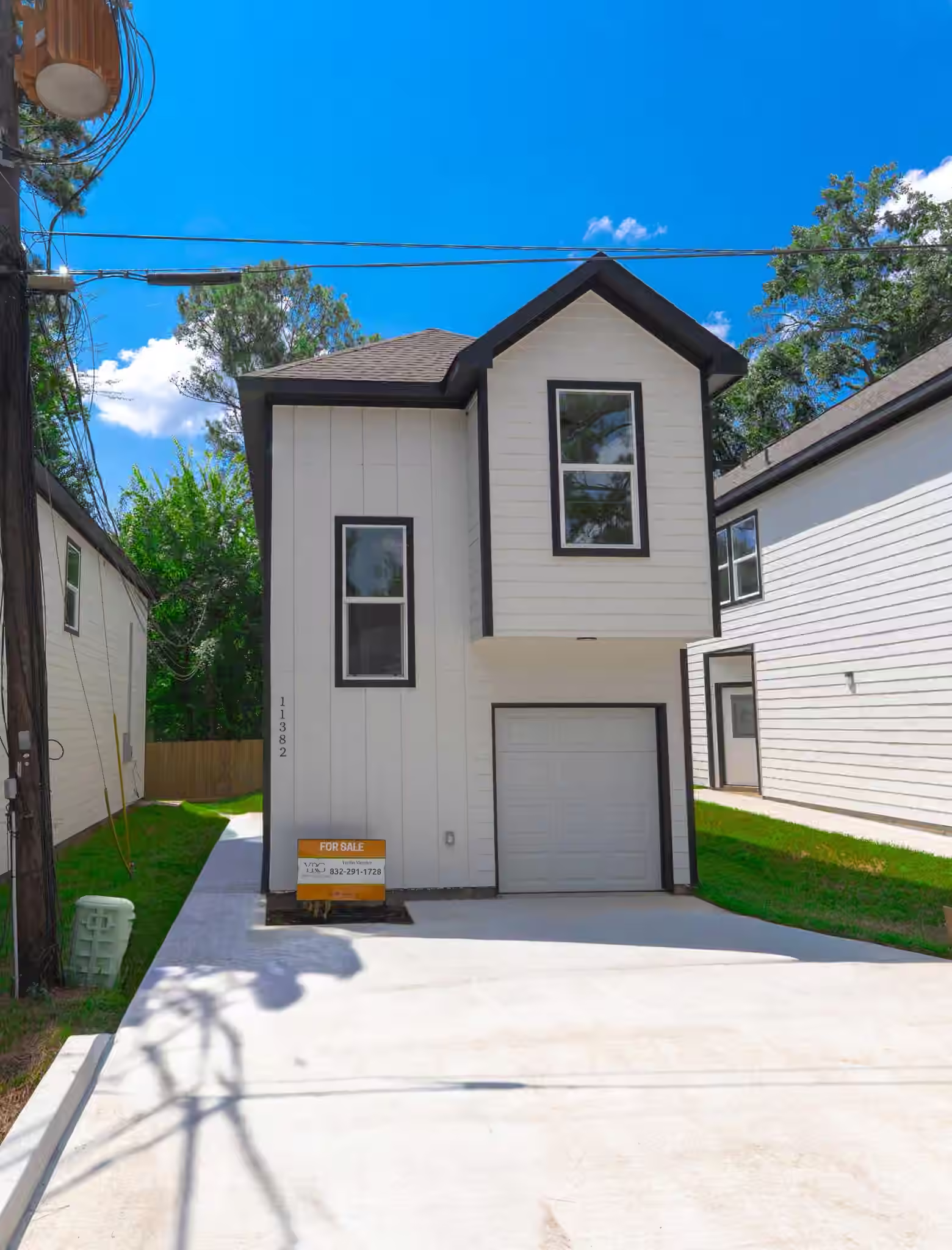 Photo 4 of 11382 Underwood Street, Willis, TX
