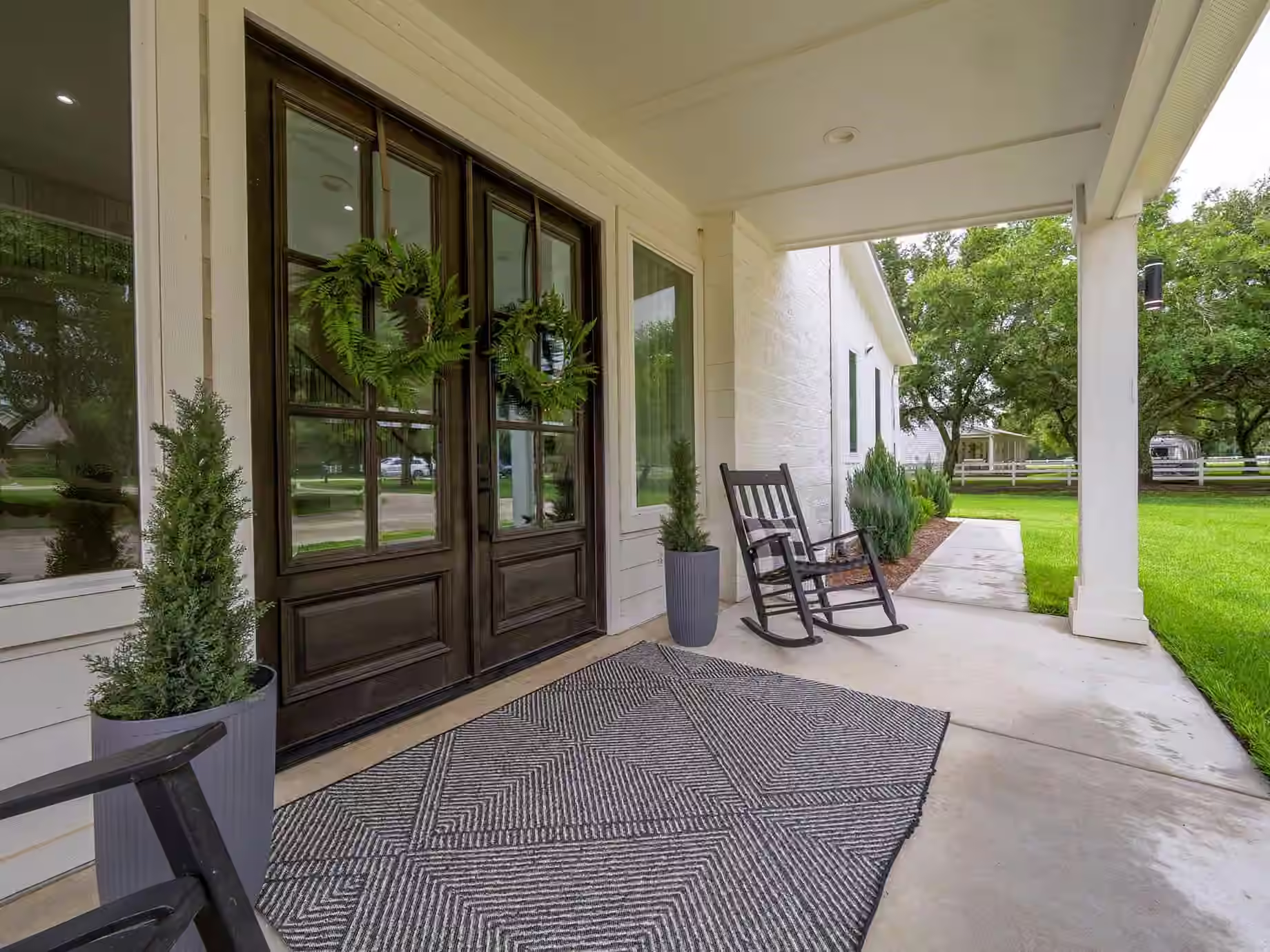 Photo 4 of 25824 Navajo Place Drive, Tomball, TX