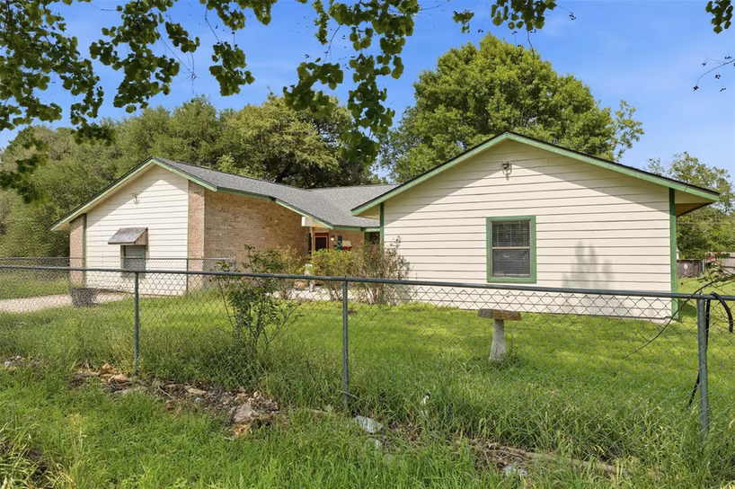 Photo 2 of 6024 Highway 36 N, Brenham, TX
