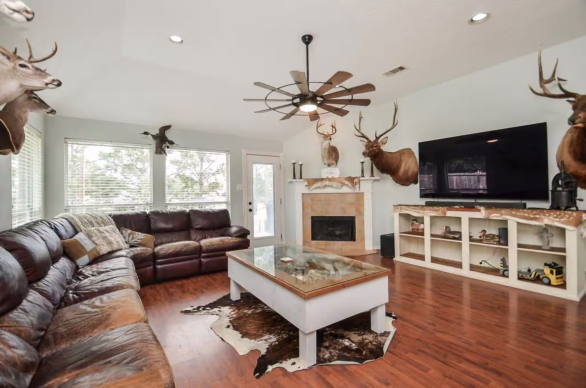 Photo 5 of 6318 Lake Chase Court, Katy, TX