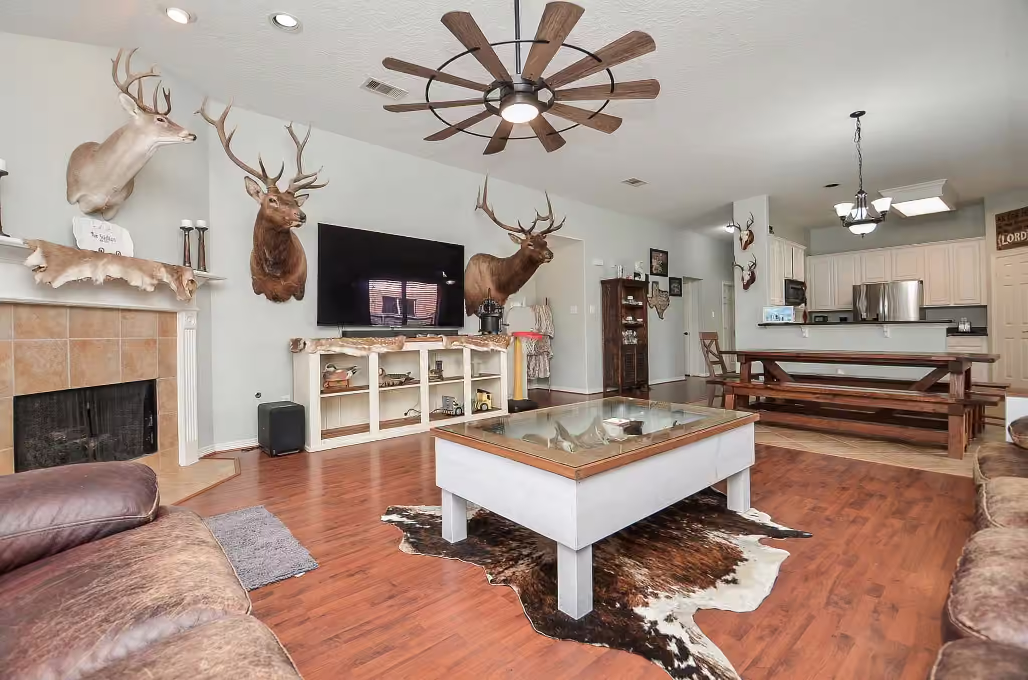 Photo 7 of 6318 Lake Chase Court, Katy, TX
