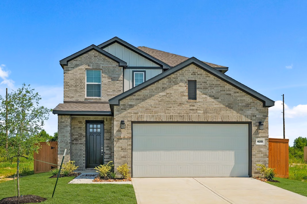Photo 2 of 420 Long Branch Drive, Dayton, TX