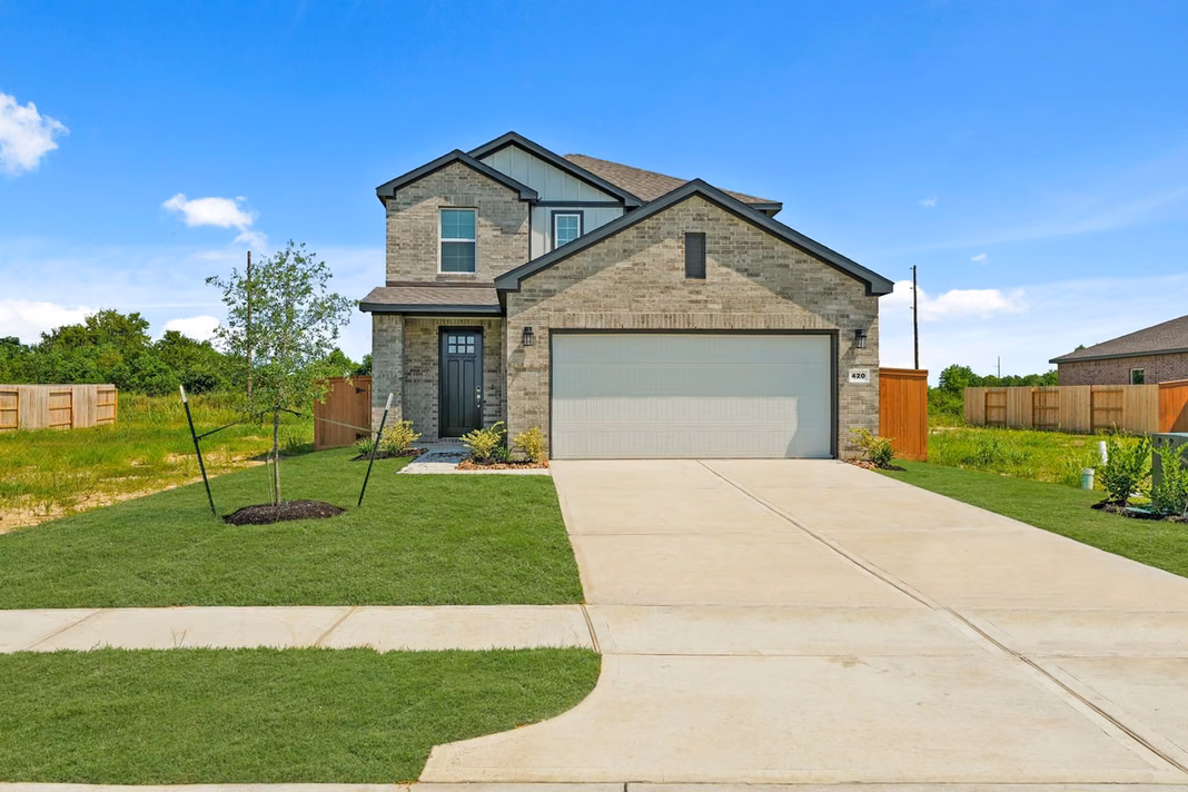 Photo 3 of 420 Long Branch Drive, Dayton, TX