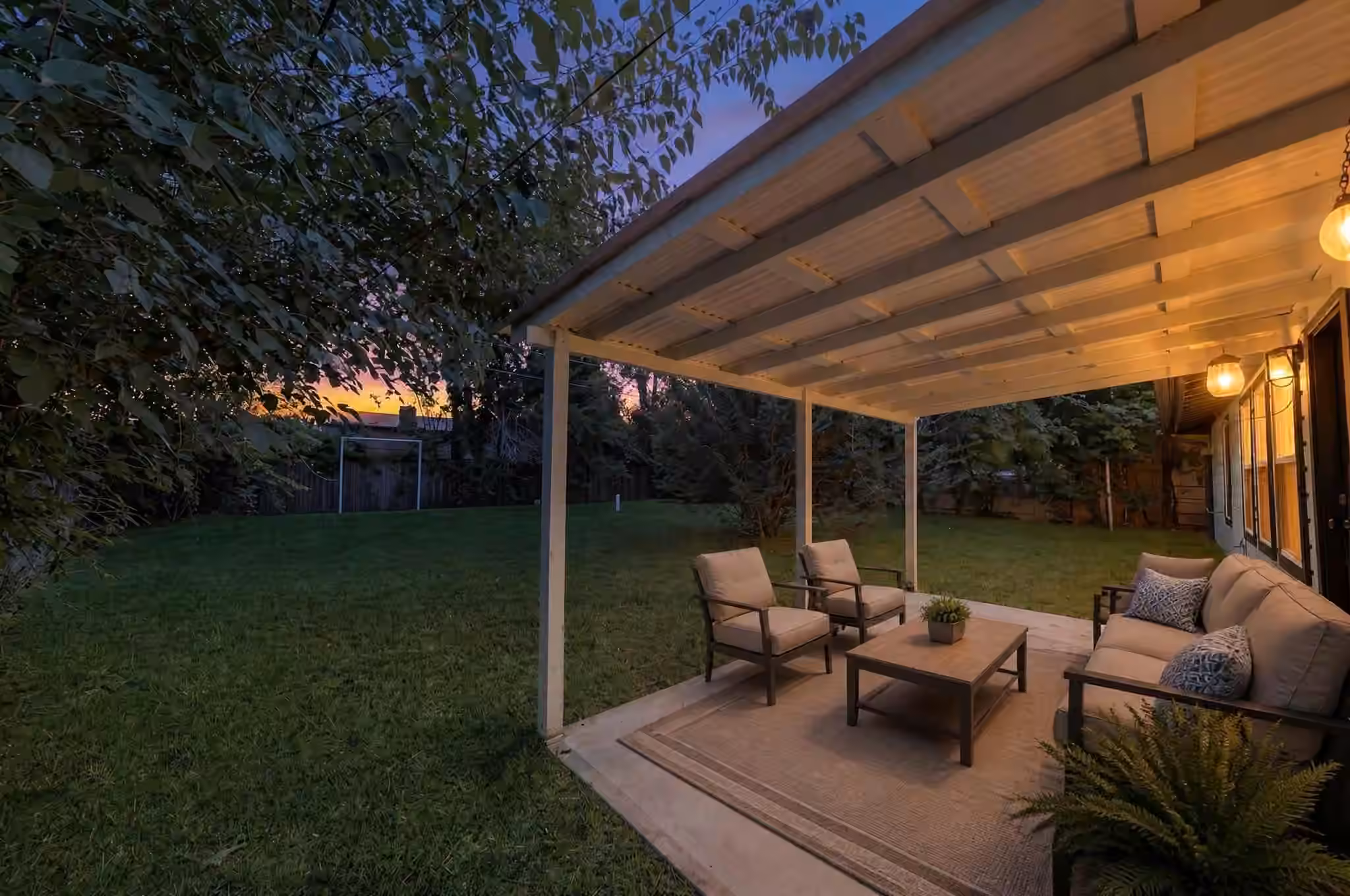 Photo 6 of 4618 Ella Boulevard, Houston, TX