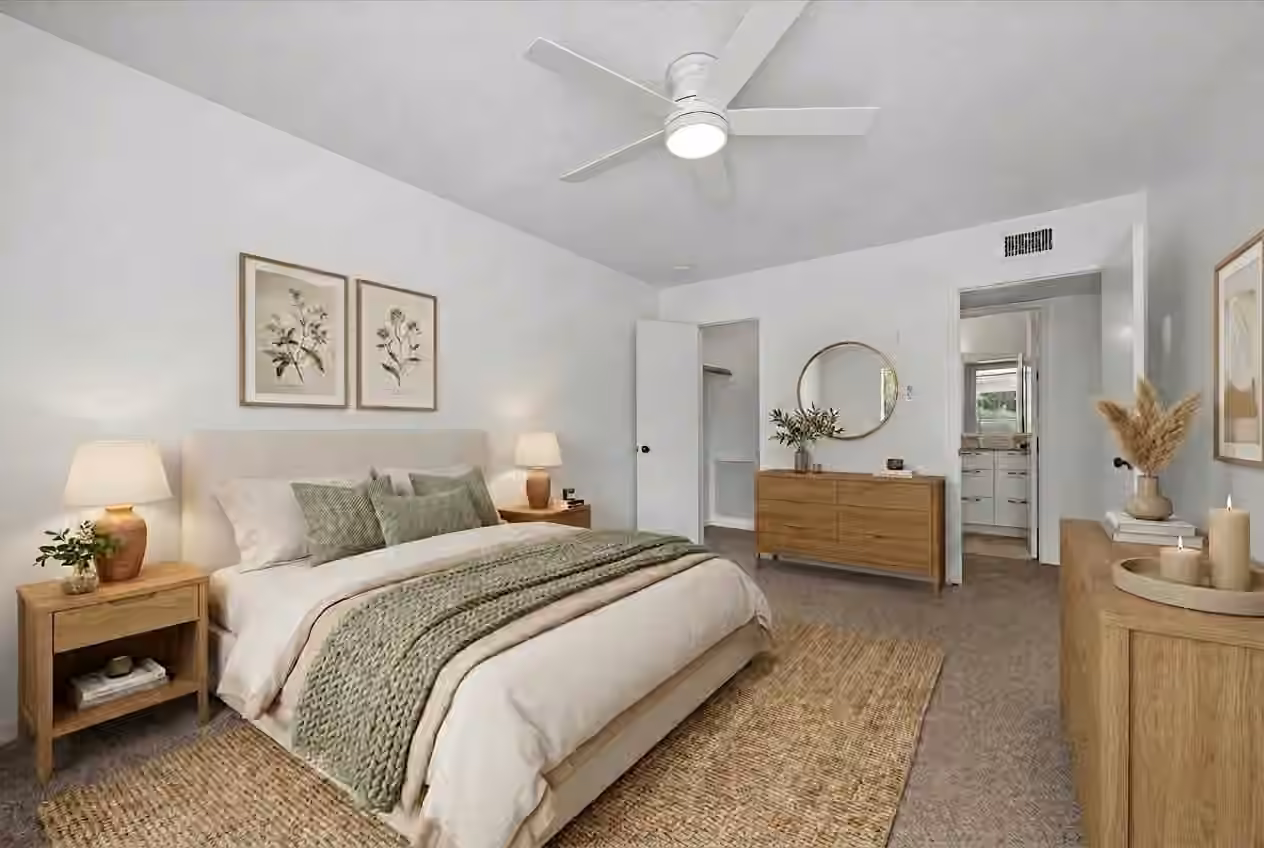 Photo 4 of 840 Threadneedle Street 207, Houston, TX
