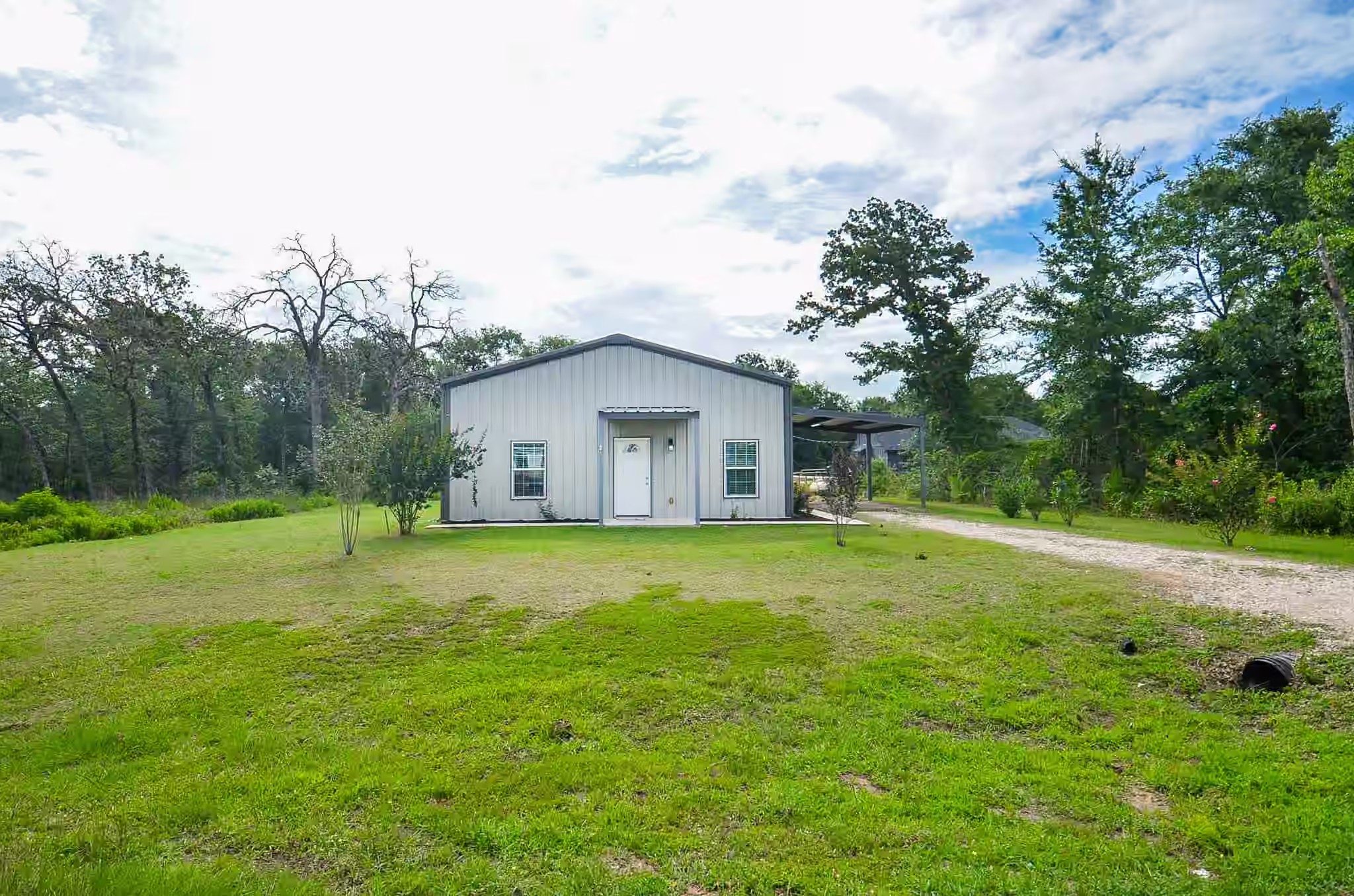 Photo 3 of 24719 Roscommon, Hempstead, TX