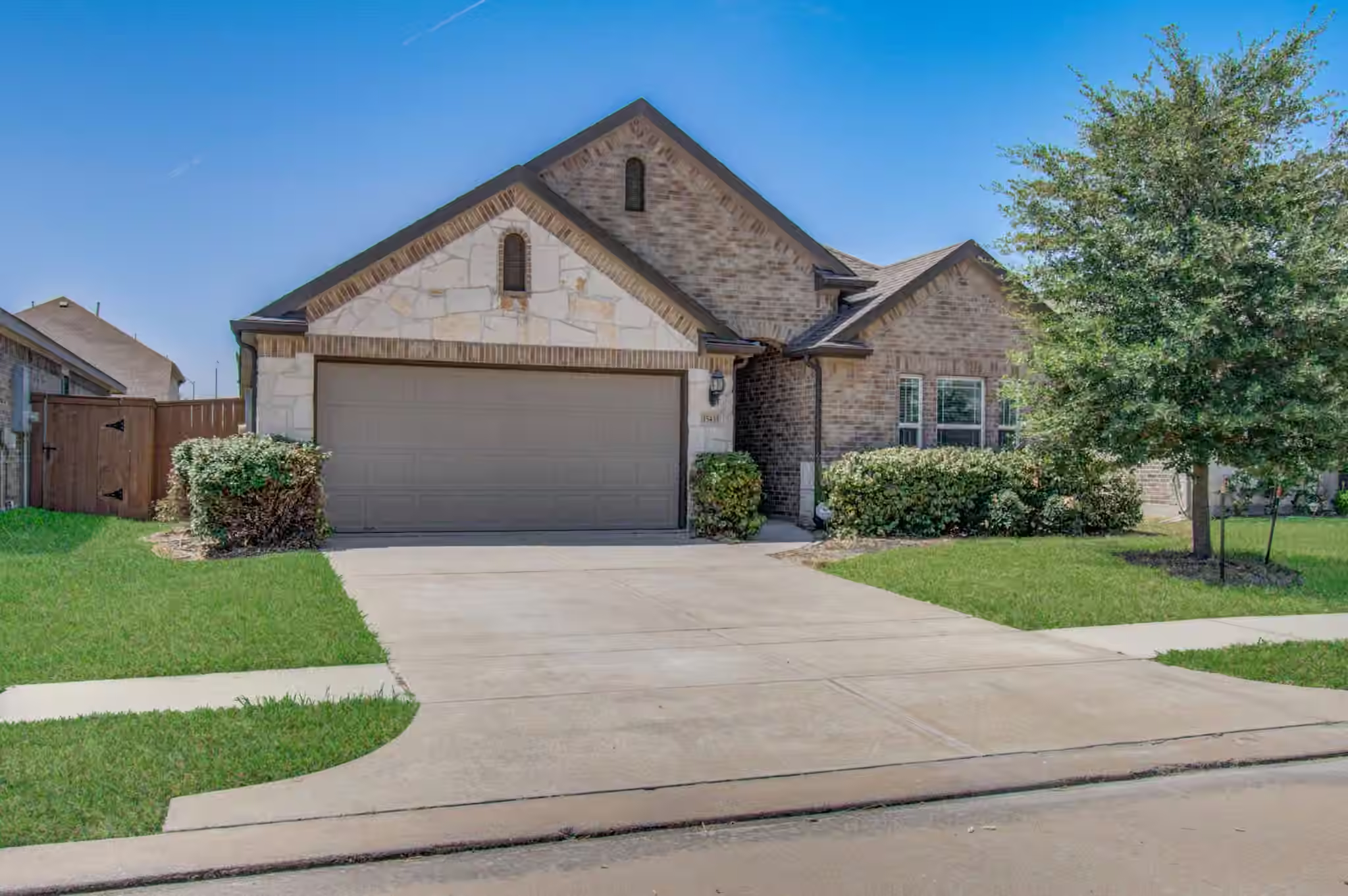 Photo of 15435 Aberdeen Wood Drive, Humble, TX 77346
