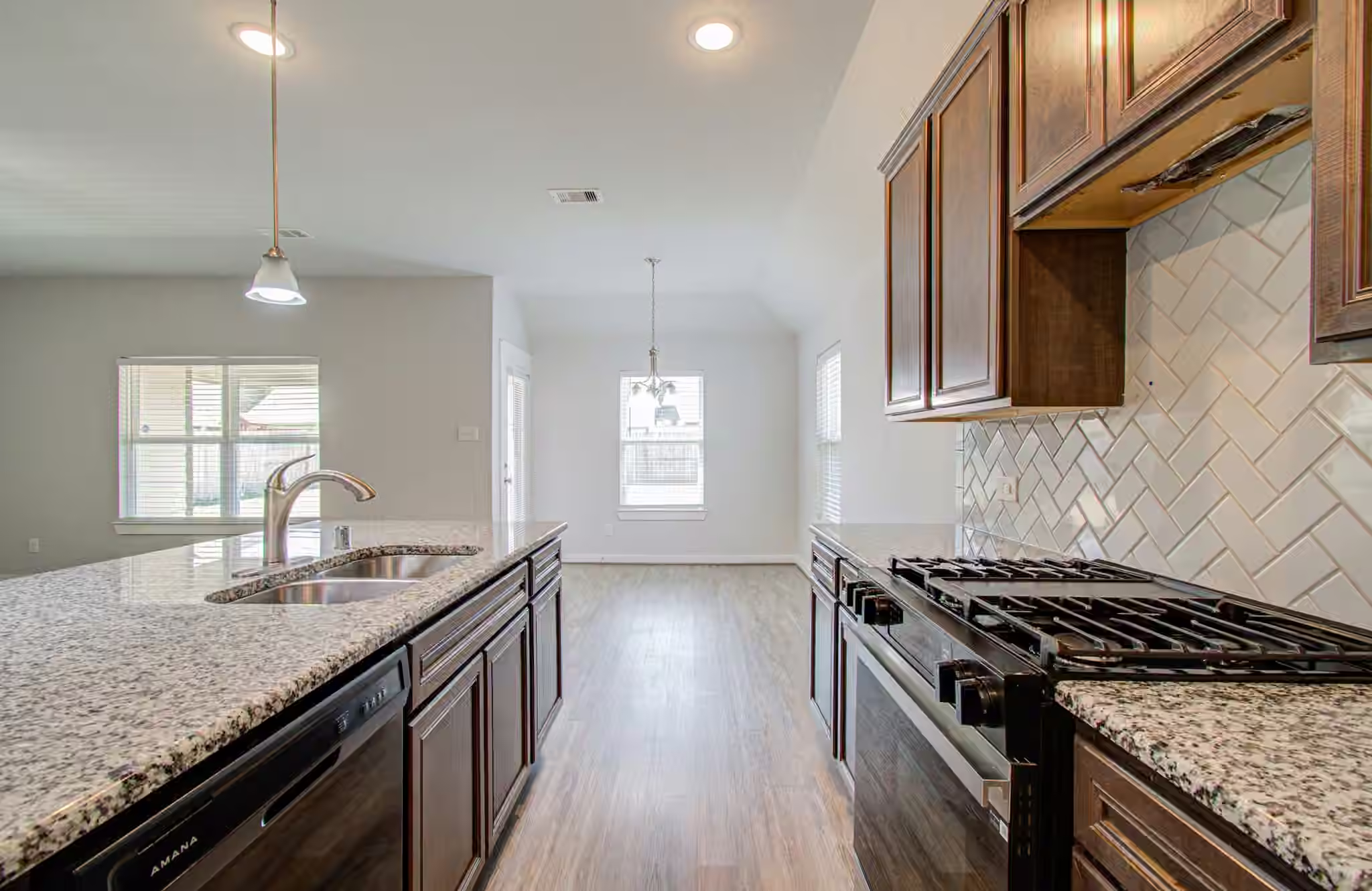 Photo 3 of 15435 Aberdeen Wood Drive, Humble, TX