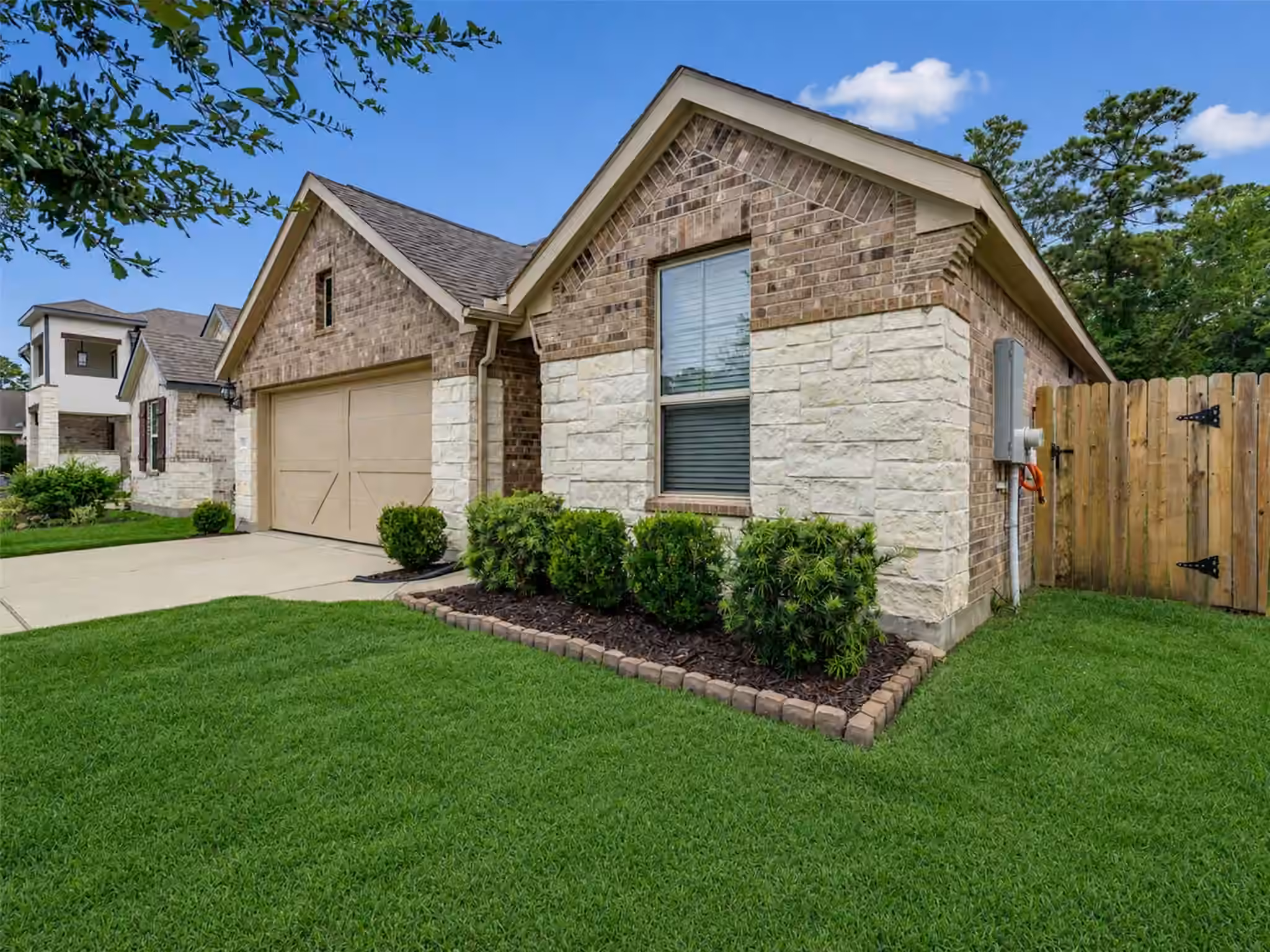 Photo 4 of 16923 Lagos Lane, Crosby, TX