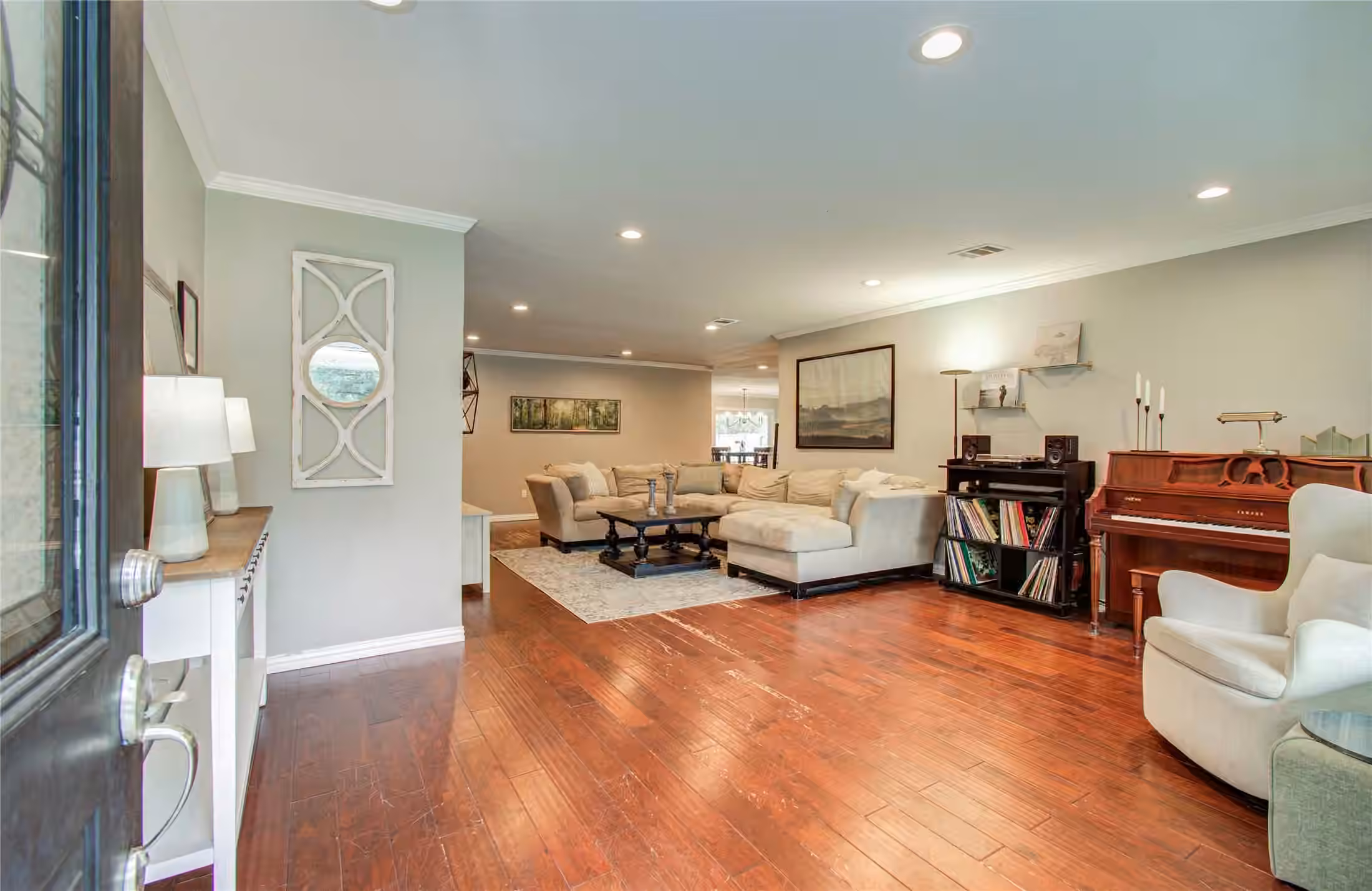 Photo 7 of 4846 Creekbend Drive, Houston, TX