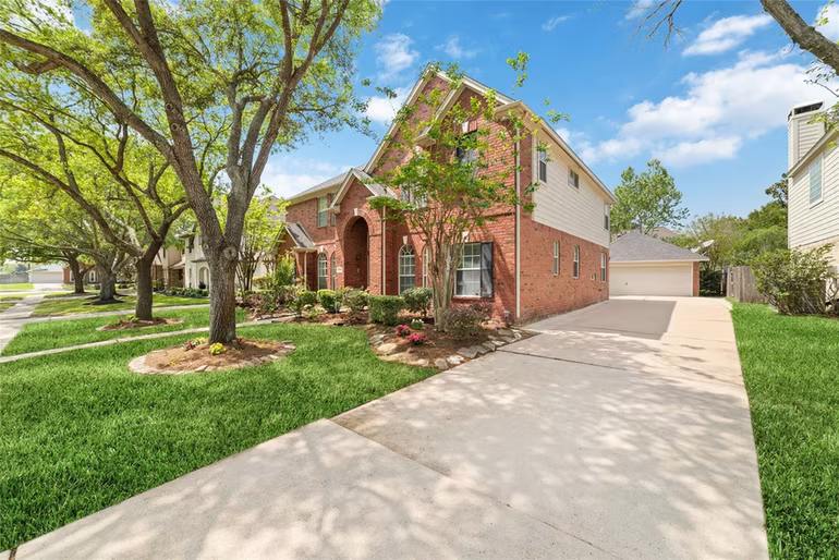 Photo 3 of 22406 Piper Terrace Lane, Katy, TX