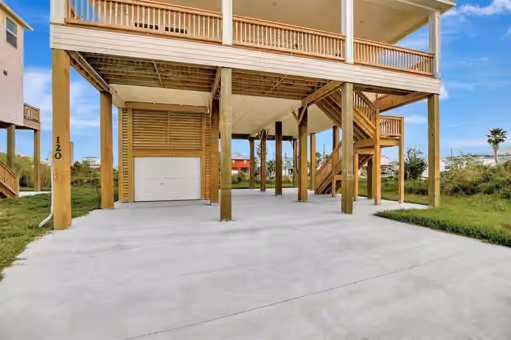 Photo 6 of 120 Jewel Drive, Crystal Beach, TX