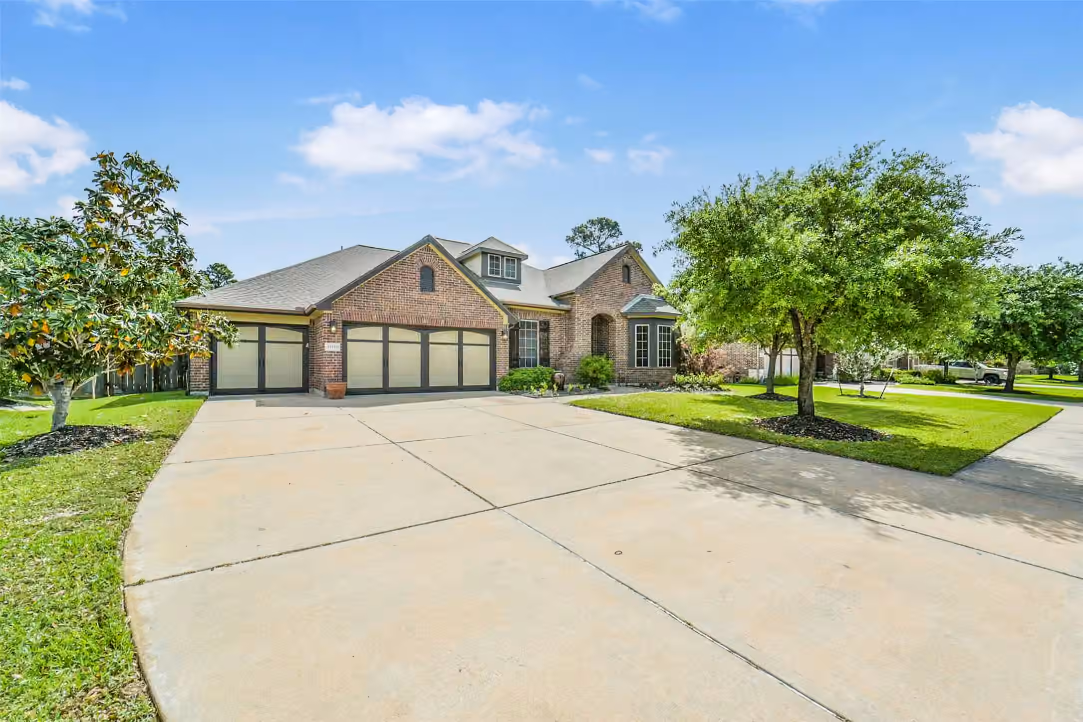 Photo 2 of 31510 Orchard Hill Lane, Spring, TX